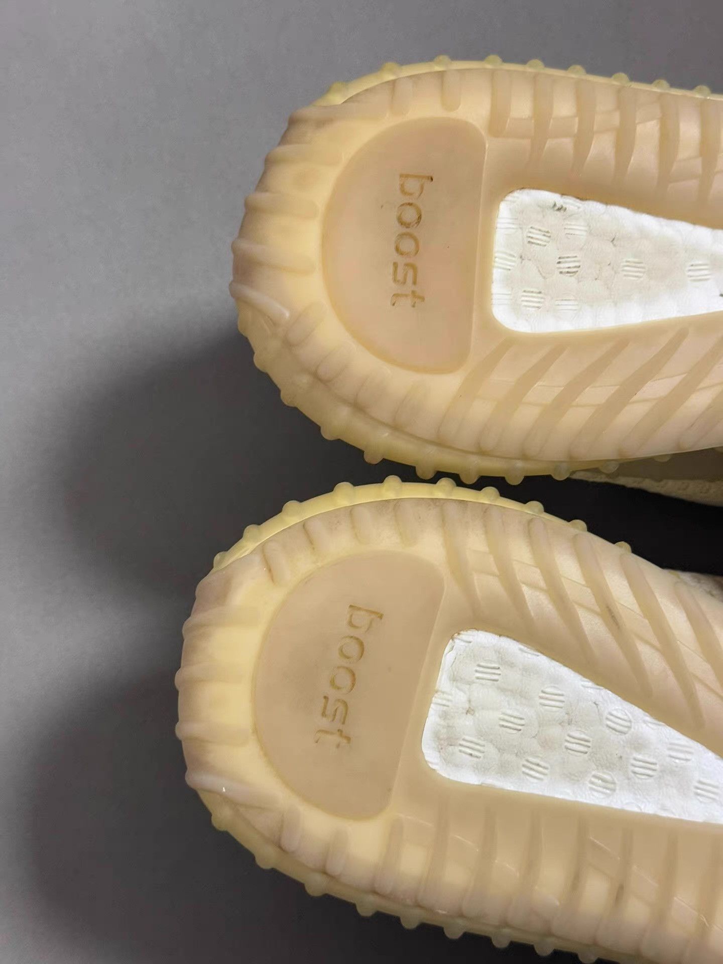 Adidas adidas Originals Yeezy Boost 350 V2 Flax Sneakers。Ｑ20 Size US 10.5 / EU 43-44 - 5 Thumbnail