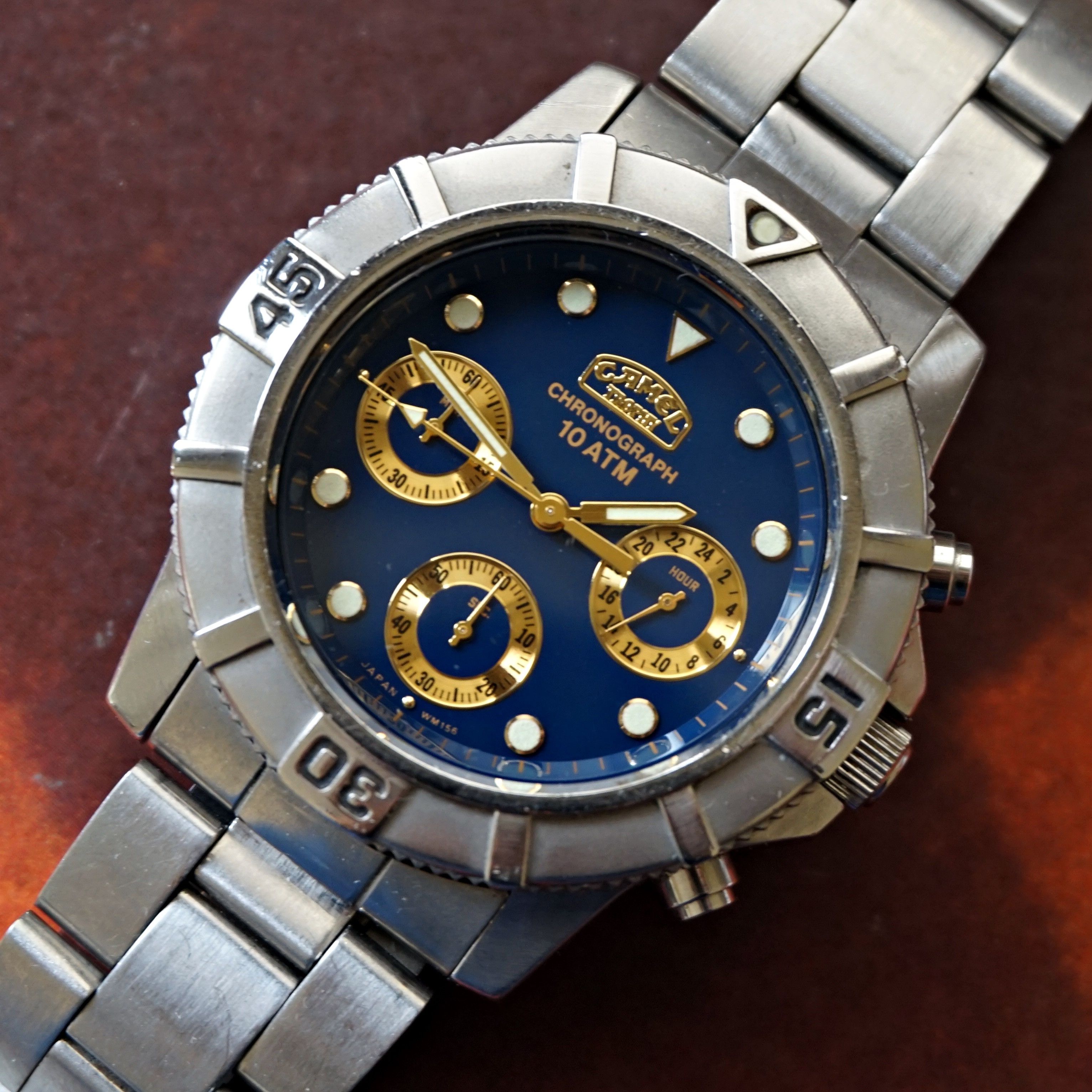 Montre Camel Trophy Chronograph Vintage - Collection NOS (New Old Stock) - Mouvement Quartz - Années 1990 - Fabriquée En Suisse - Neuf Avec étiquettes