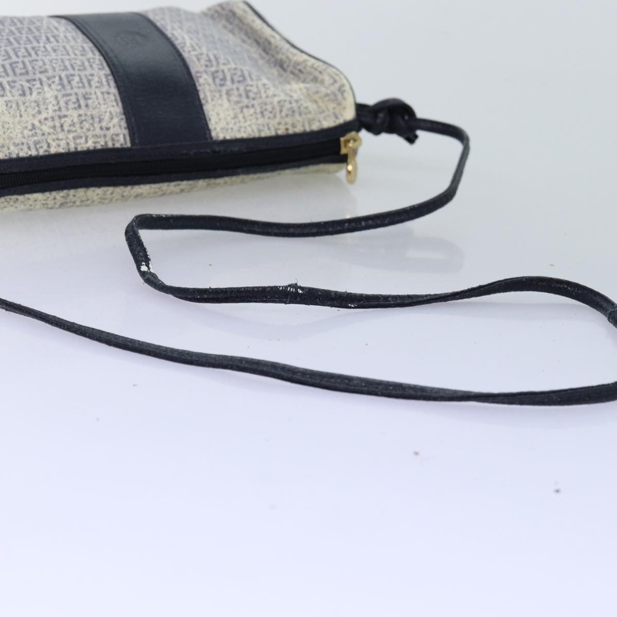 Fendi FENDI Zucchino Canvas Shoulder Bag Coated Canvas White Navy Size ONE SIZE - 7 Thumbnail