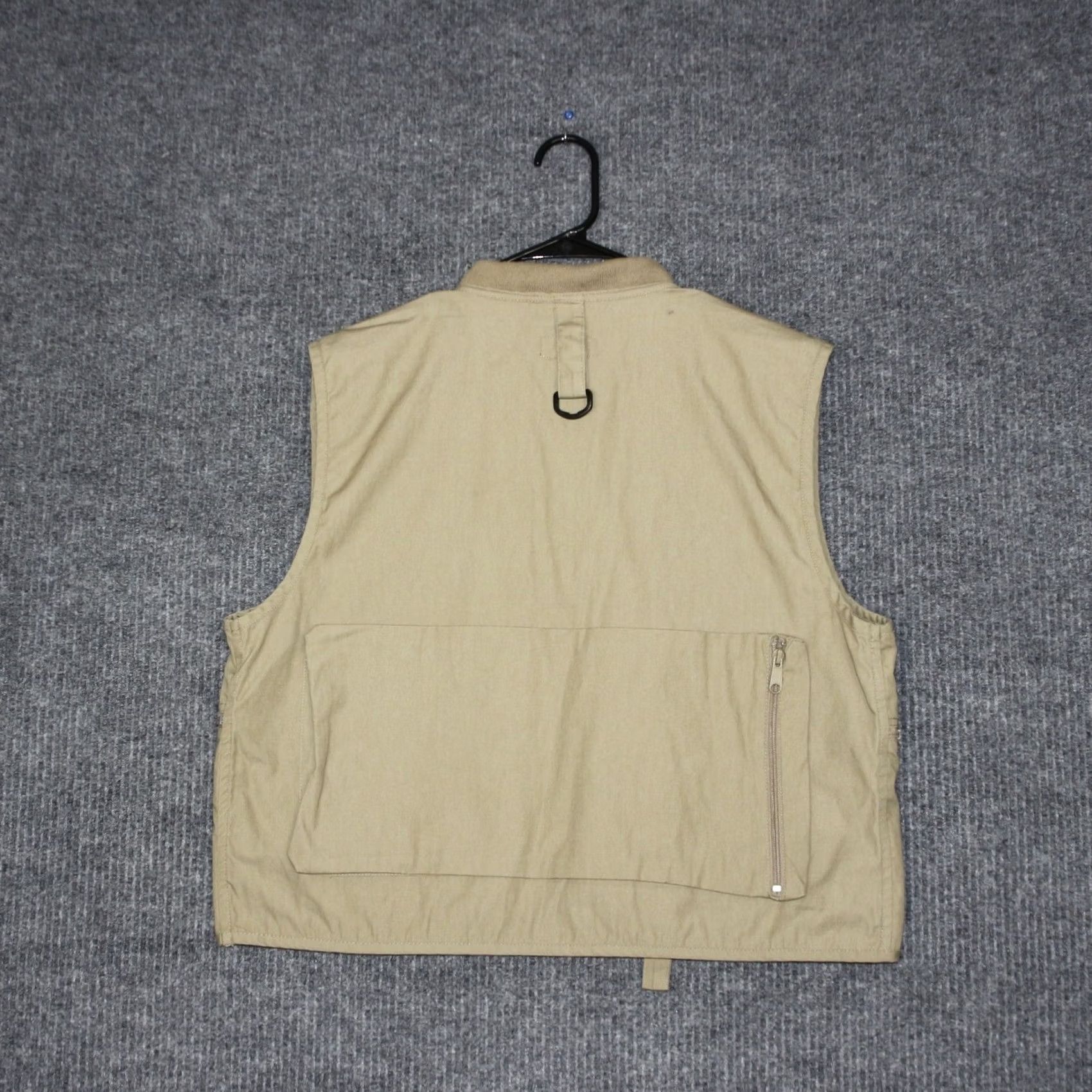 Vintage Vintage Pflueger Vest Mens Medium Tan Fishing Utility Pockets Outdoor Vest Size US M / EU 48-50 / 2 - 4 Thumbnail