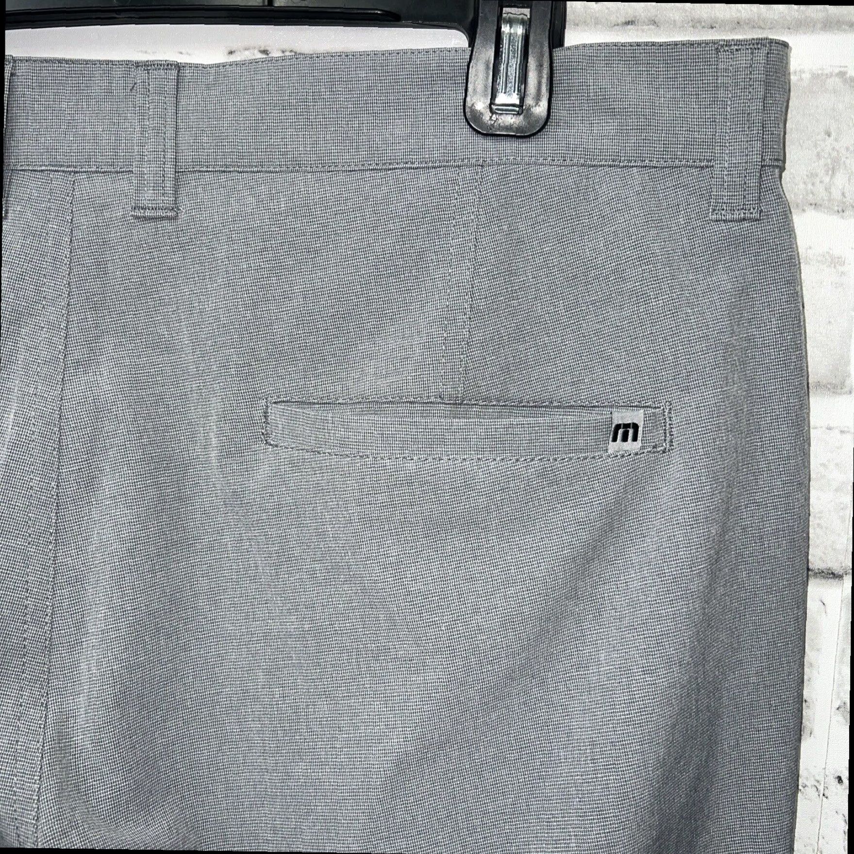 TravisMathew Travis Mathew Gray Chino Golf Shorts Mens Size 34 Size US 34 / EU 50 - 3 Thumbnail