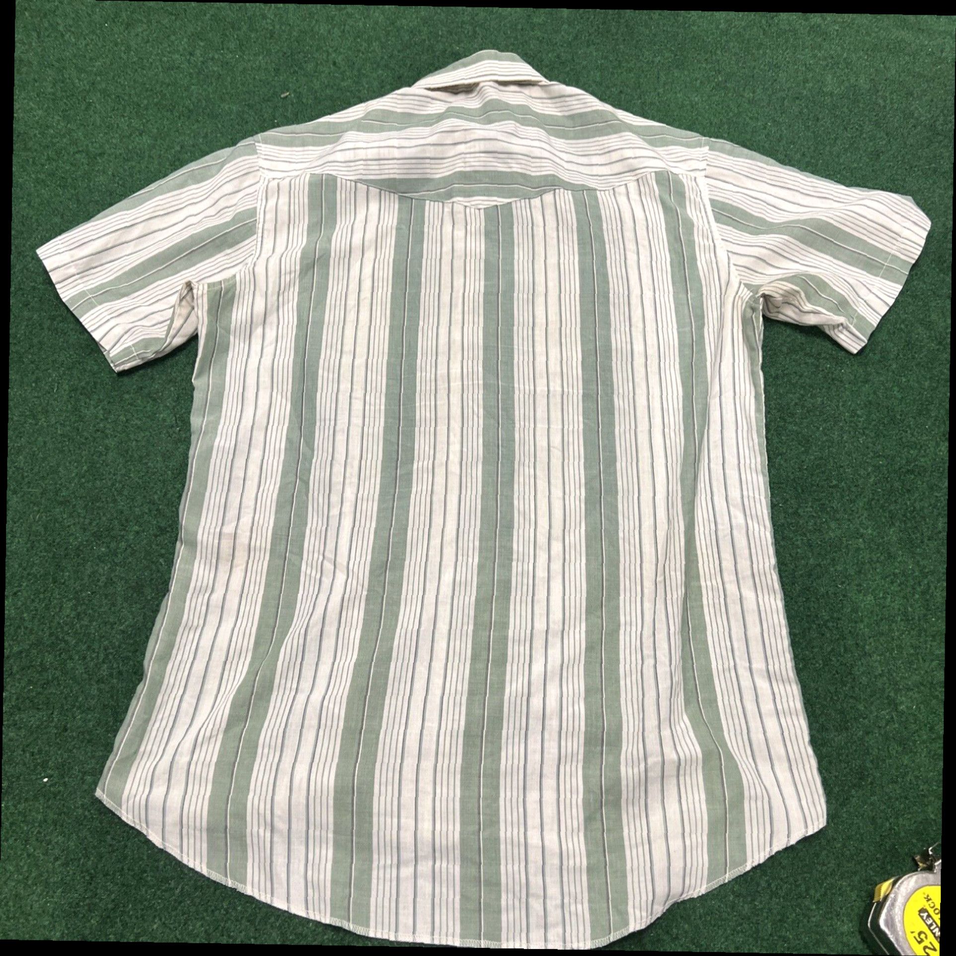 Wrangler Wrangler Cowboy Cut Regular Fit Shirt Mens Large 16.5 Green X Long Tails Size US L / EU 52-54 / 3 - 8 Thumbnail