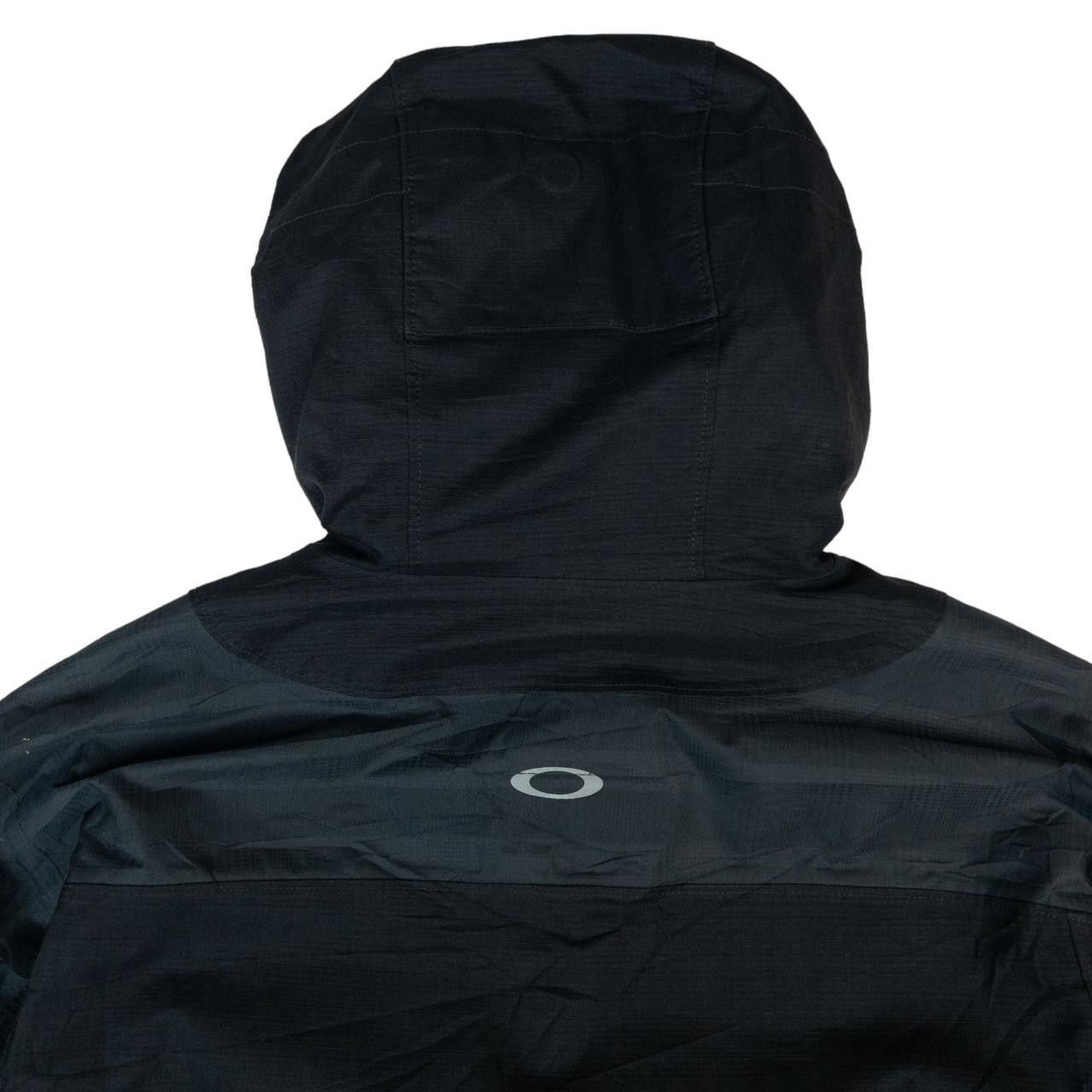 Oakley Vintage Oakley Snowboarding Jacket Size L Size US L / EU 52-54 / 3 - 4 Thumbnail