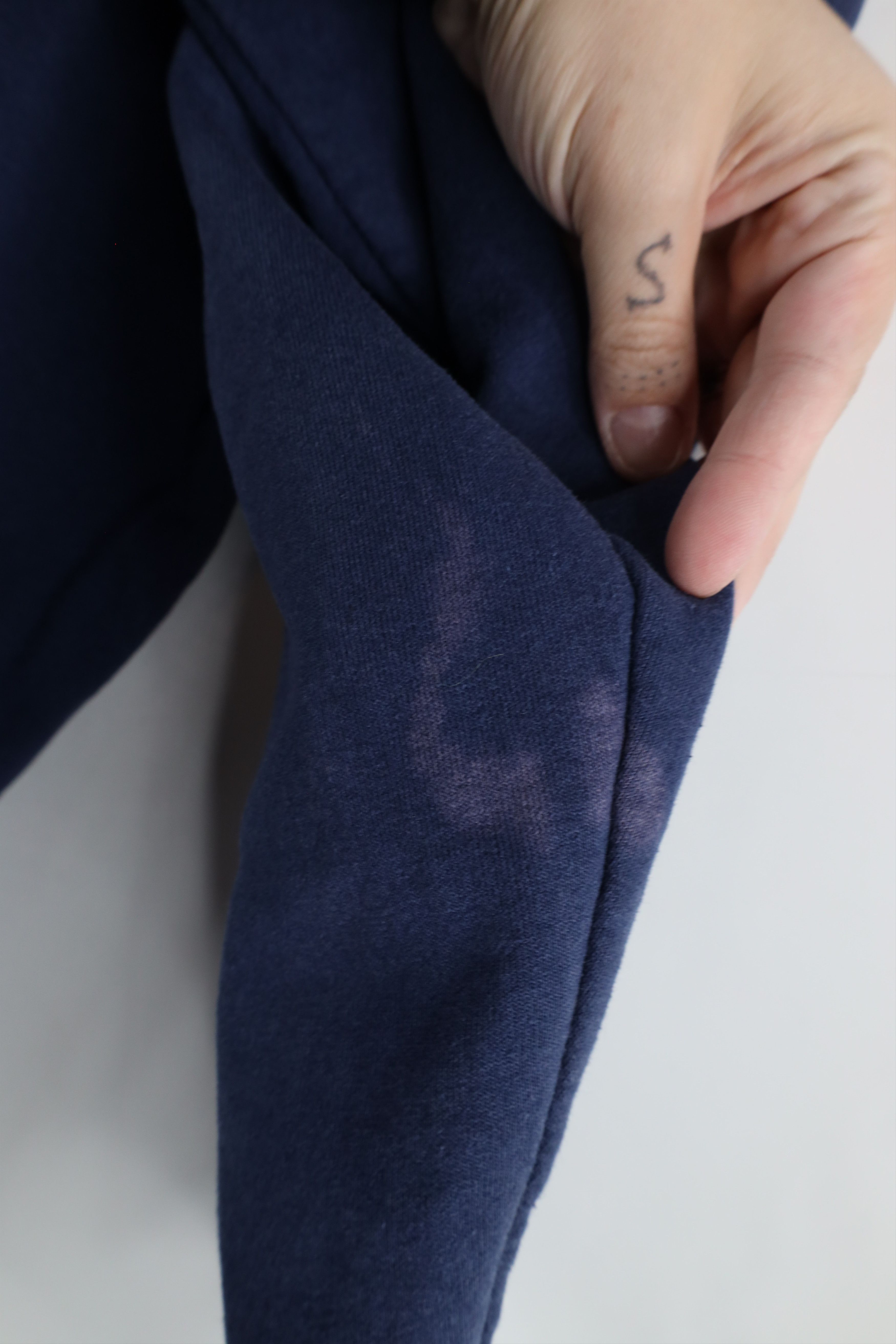 Champion × Vintage Vintage 90s Champion Spell Out Crewneck Sweatshirt Blue Size US L / EU 52-54 / 3 - 6 Thumbnail