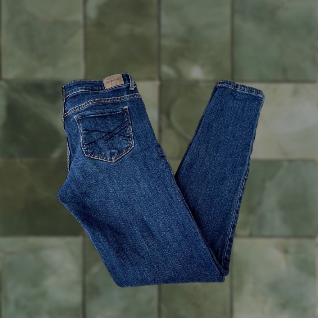 Aeropostale Aeropostale Women Low Rise Distressed Skinny Jeans Lola Jegging Medium Wash Blue Size 4 Size 27" / US 4 / IT 40 - 1 Thumbnail