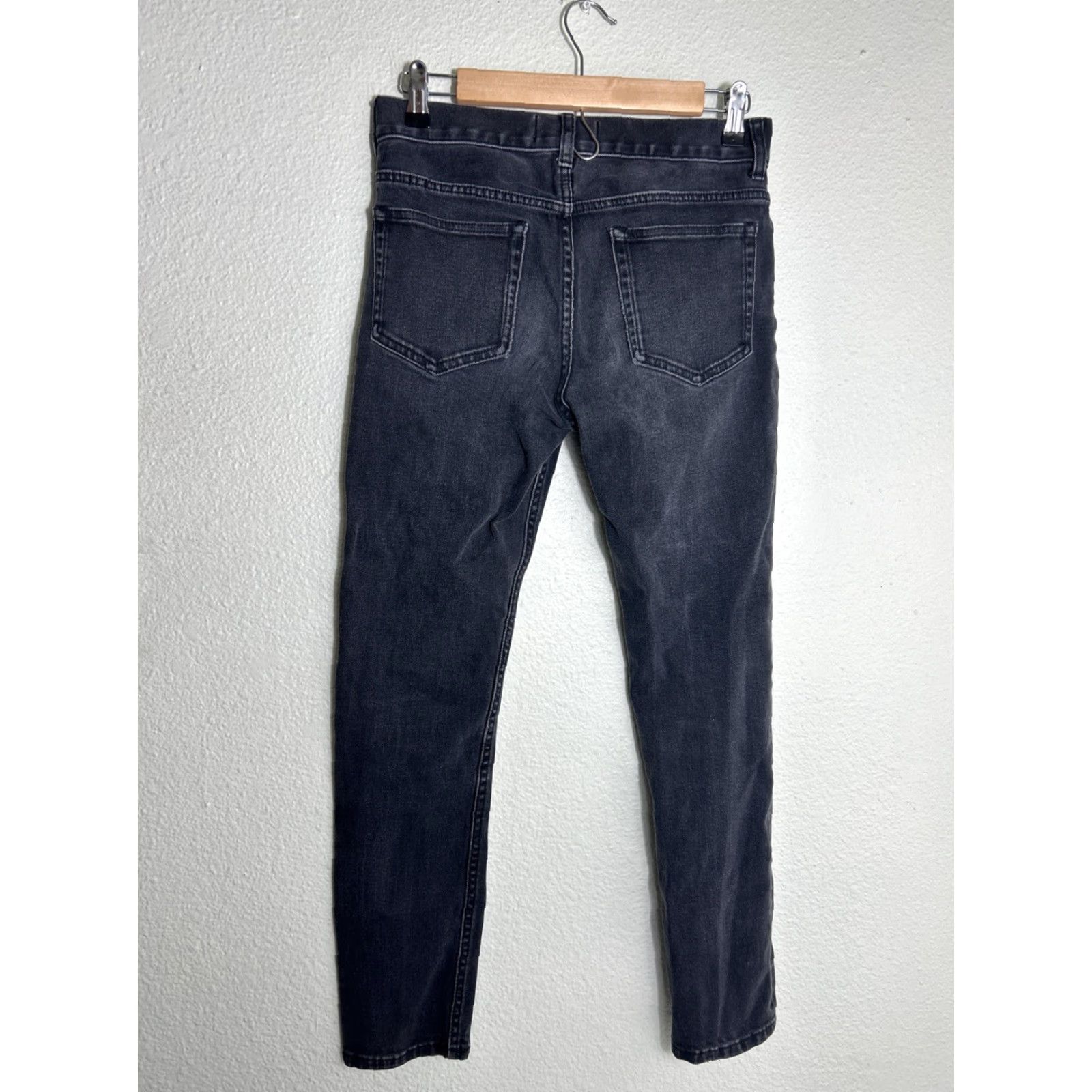 Everlane Everlane Skinny Jeans Womens Size 29 Inseam 30 Black Fade - Regular - Jeans - Women - 29 - Skinny - Black - 90s? (No, decade not provided) Size 29" - 7 Thumbnail