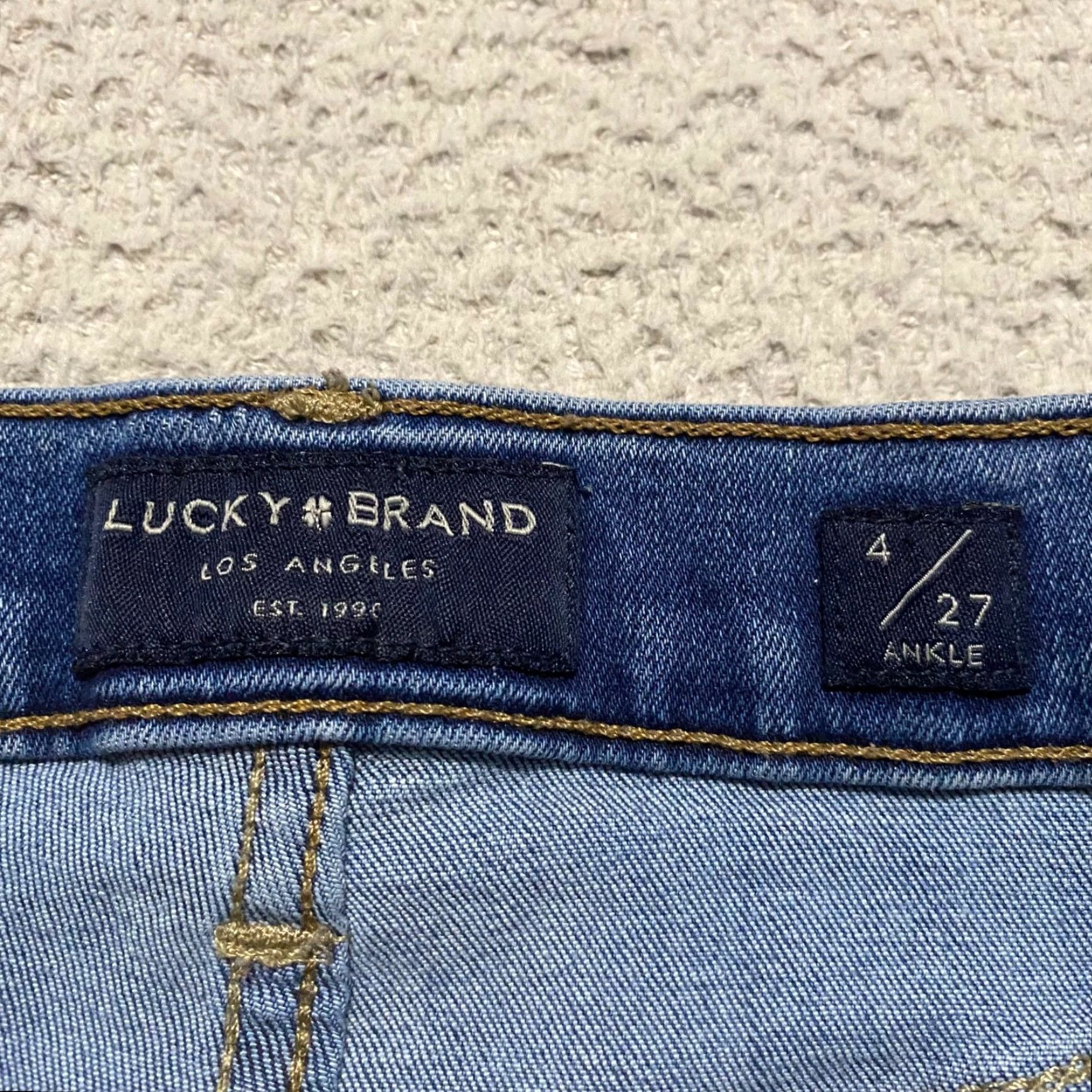 Lucky Brand Lucky Brand Womens Jeans 4 Skinny High Rise Blue Denim Distressed Raw Hem Size 27" / US 4 / IT 40 - 7 Thumbnail