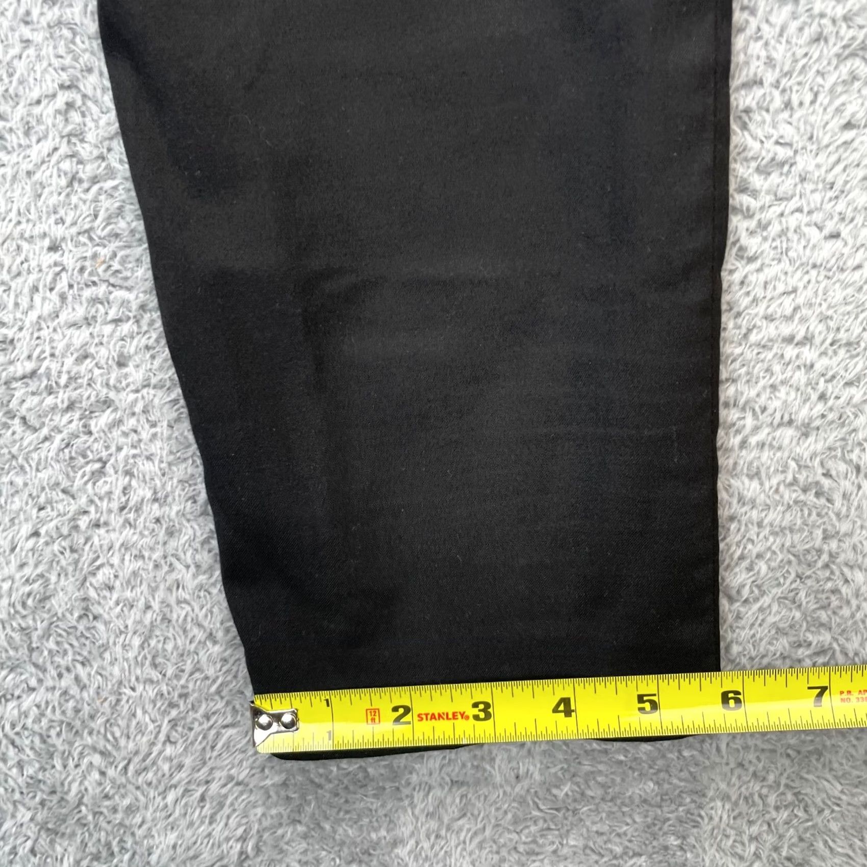 Uniqlo Uniqlo Pants Womens M Black Smart Ankle Rayon Stretch Cropped Tapered Leg Polyester Spandex Front Flat Front Pockets 26in Waist Size 32" / US 10 / IT 46 - 7 Thumbnail