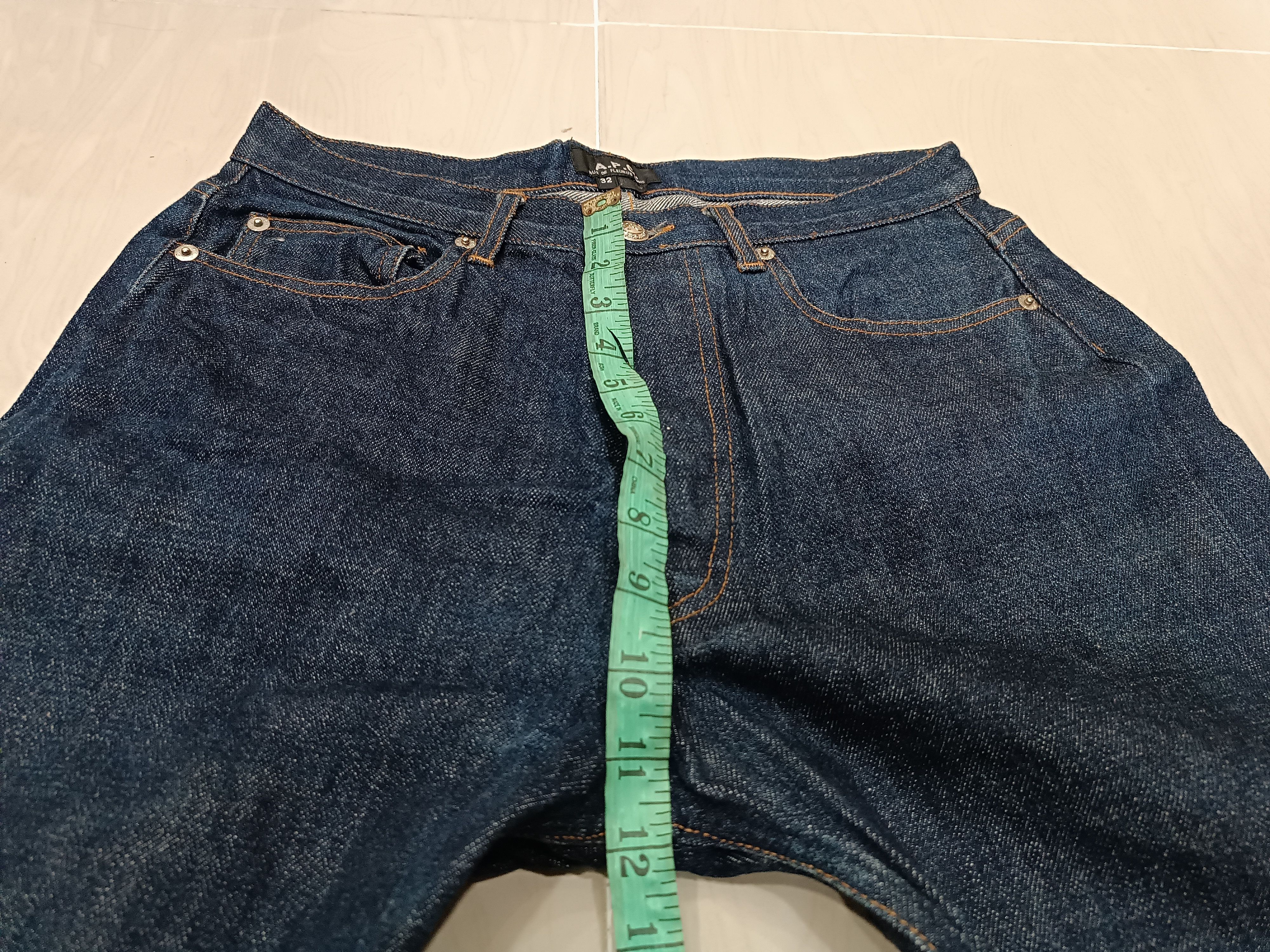 A.P.C. A.P.C. APC Mens Selvedge Dark Blue Jeans Indigo Size US 30 / EU 46 - 10 Thumbnail