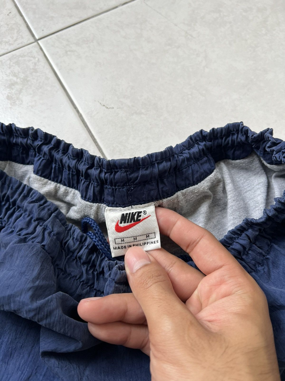 Nike Vintage Nike Navy Shorts Size US 32 / EU 48 - 3 Thumbnail