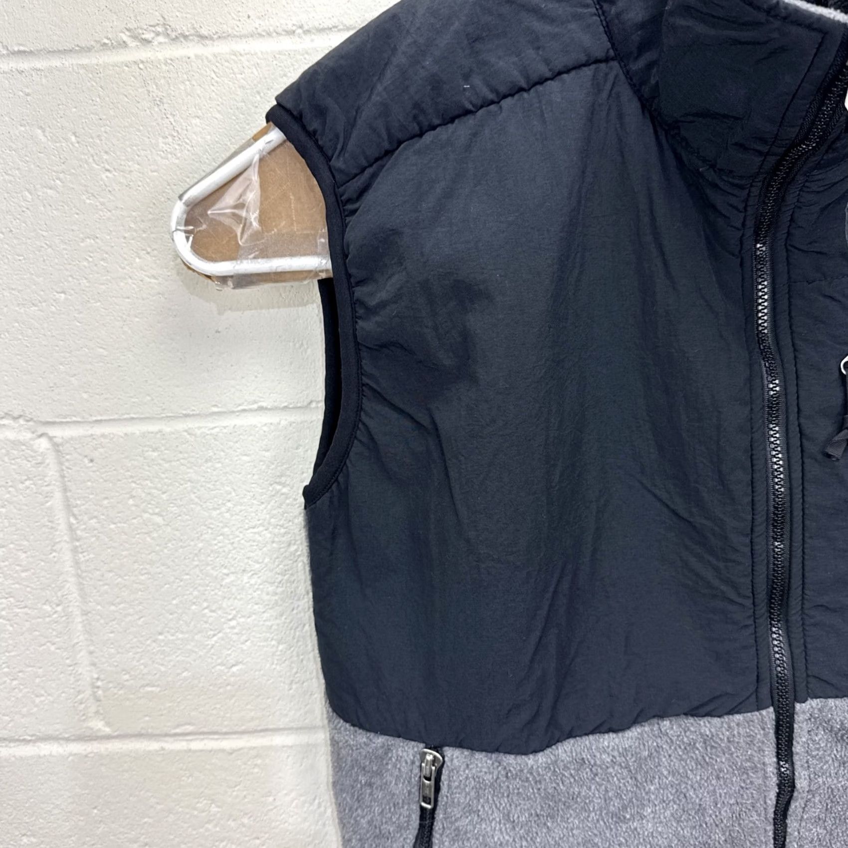 The North Face VINTAGE The North Face Womens Denali Vest Full Zip Fleece Black Gray Large USA Size L / US 10 / IT 46 - 4 Thumbnail