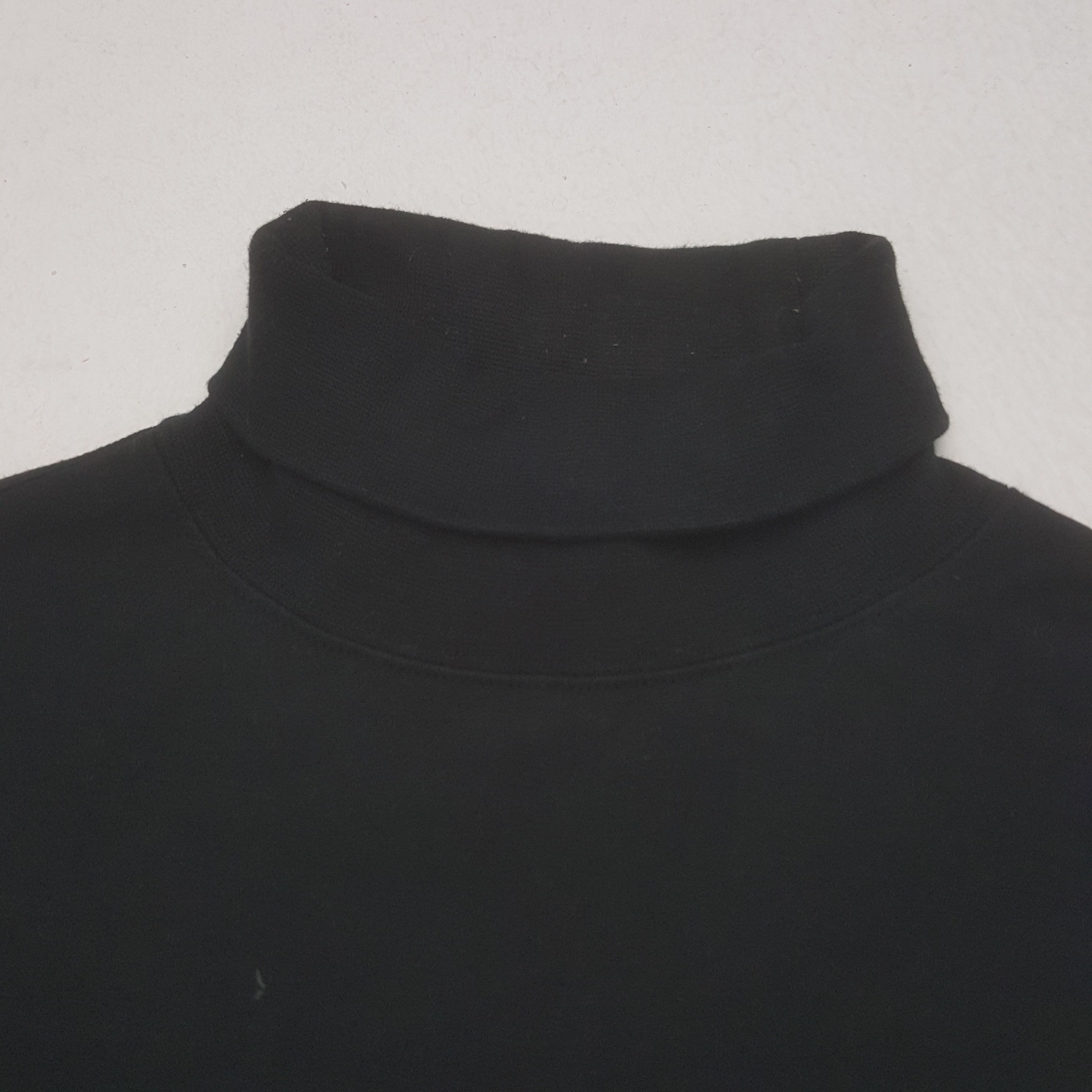 Burberry × Vintage Vintage Burberry Golf Luxury Brand Turtle Neck Tshirt Size US M / EU 48-50 / 2 - 4 Thumbnail