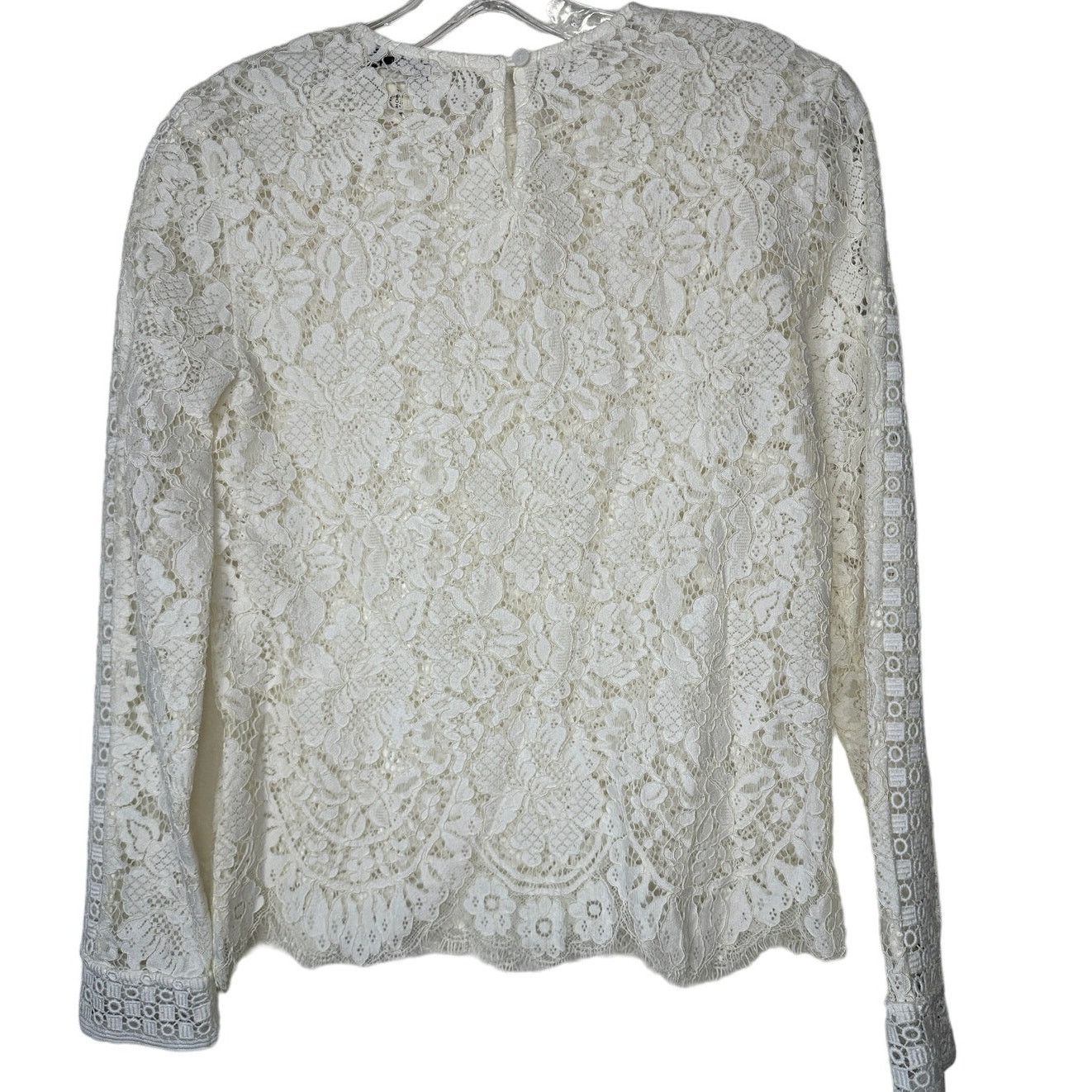 Club Monaco Club Monaco Ivory Lace Keyhole Back Scalloped Hem Blouse XS Size XS / US 0-2 / IT 36-38 - 8 Thumbnail