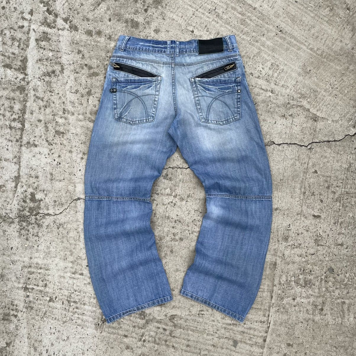 Le Grande Bleu (L.G.B.) VTG Man’s Fitted Crazy Henley’s Denim 32 Jeans Double Knee Size US 32 / EU 48 - 1 Thumbnail