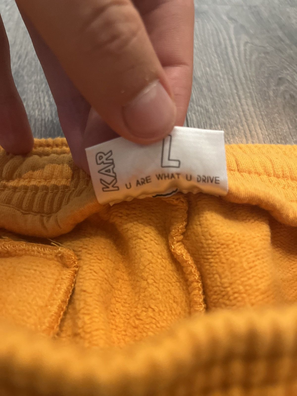 Kar Orange short / L’art de l’automobile / size L Size US 34 / EU 50 - 5 Thumbnail