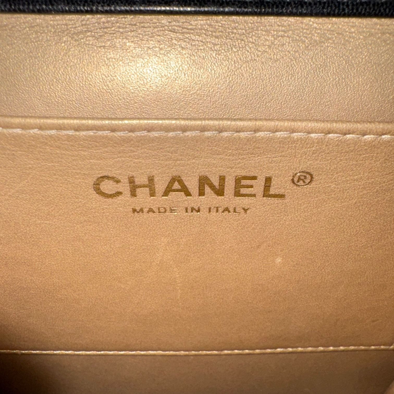 Chanel Chanel Chic Faux Pearl Mattelasse Flap Bag Size ONE SIZE - 10 Thumbnail