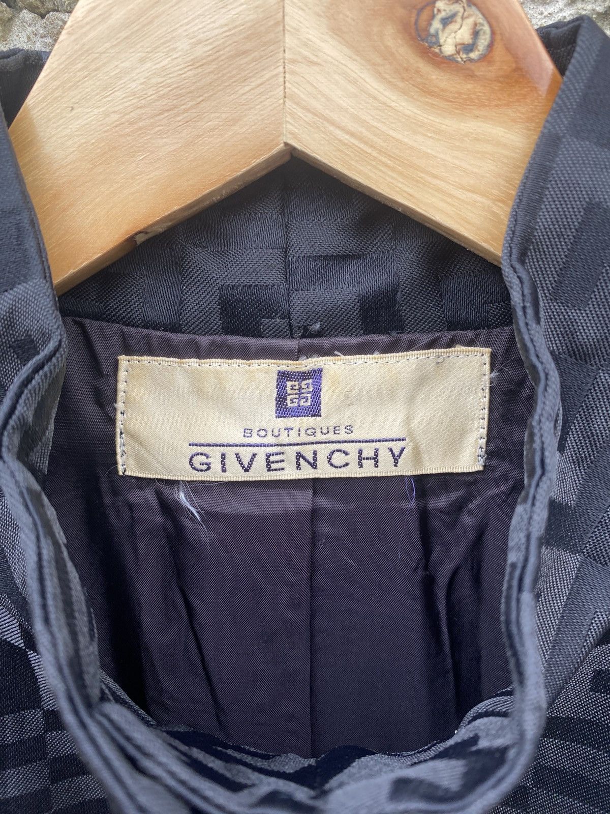 Givenchy Givenchy Vintage Zip Up Monogram Jacket Size S / US 4 / IT 40 - 12 Thumbnail