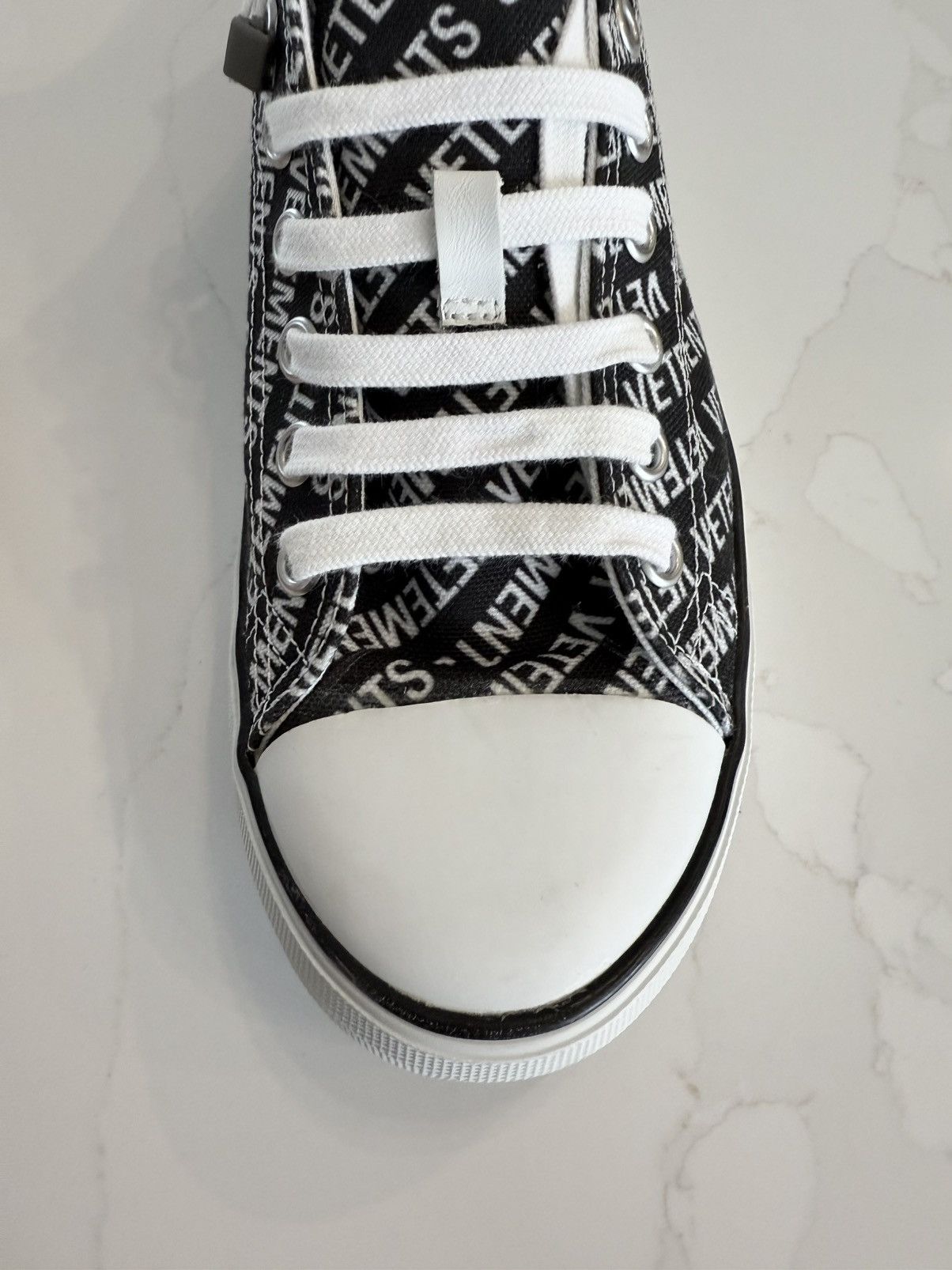 Vetements New FW18 Phase 2 Monogram CTN Low Top Canvas Sneakers 42 Size US 8.5 / EU 41-42 - 11 Thumbnail