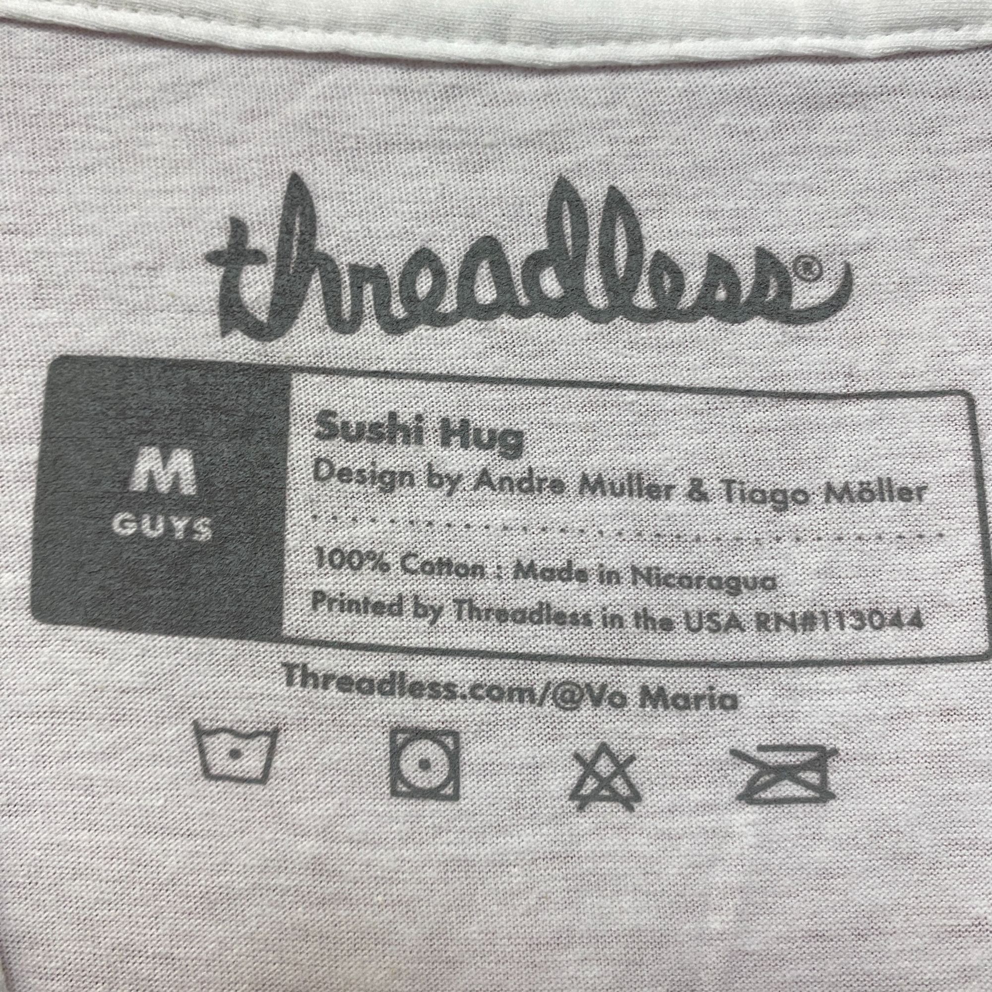 Threadless Hugging sushi white Tshirt size medium Size US M / EU 48-50 / 2 - 4 Thumbnail