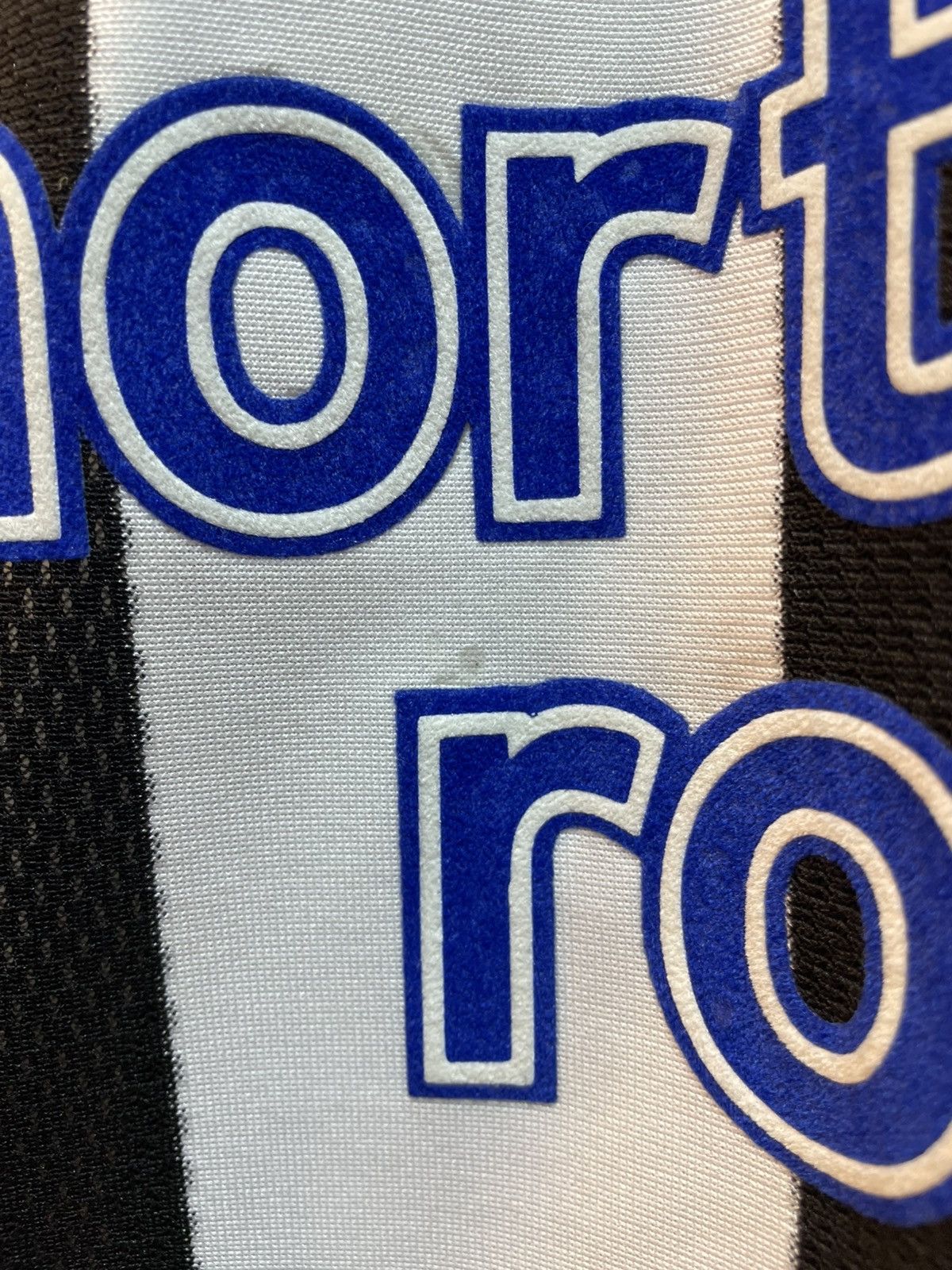 Adidas Vintage 2004-2005 Newcastle FC Home Kit Size US L / EU 52-54 / 3 - 8 Thumbnail