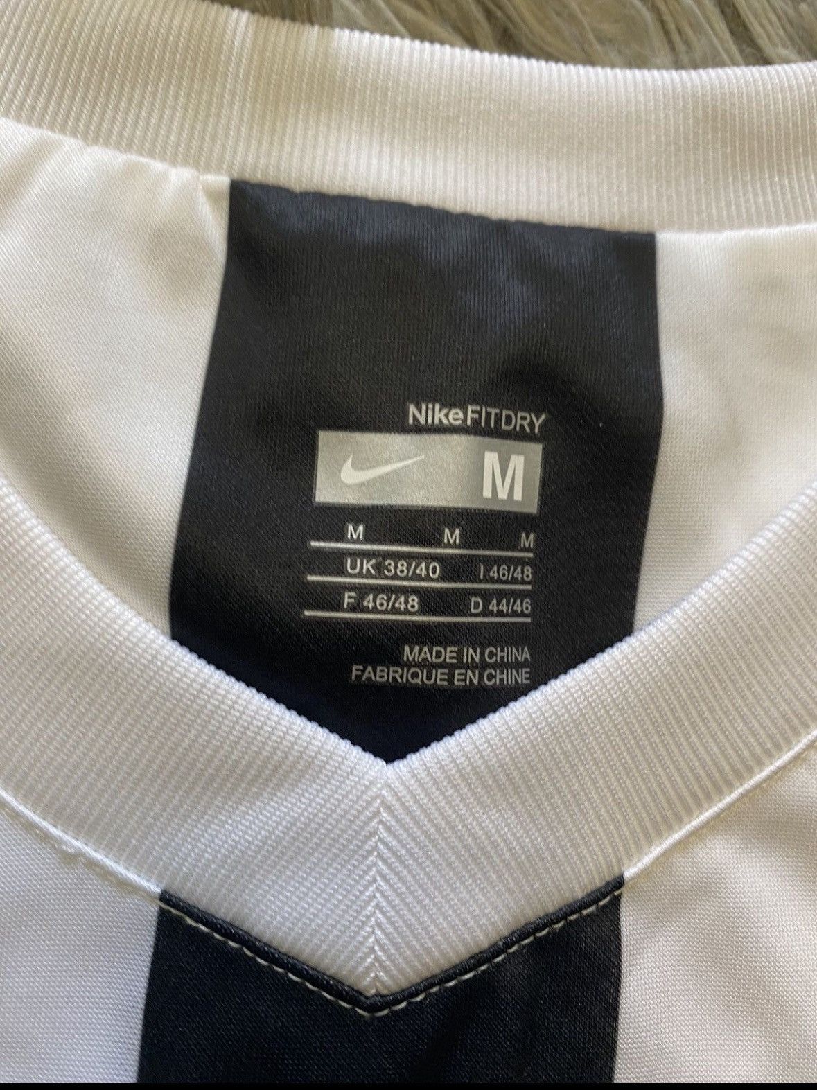 Nike Vintage Juventus 2009 2010 Home Shirt Jersey Blokecore Size US M / EU 48-50 / 2 - 3 Thumbnail