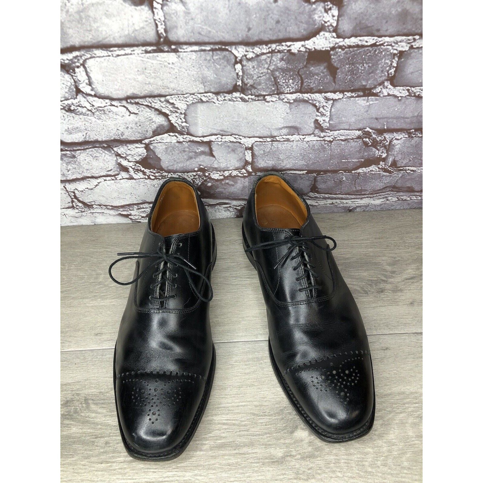 Allen Edmonds Allen Edmonds Dryden Black Leather Cap Toe Oxfords Brogue Sh Size US 10 / EU 43 - 16 Thumbnail