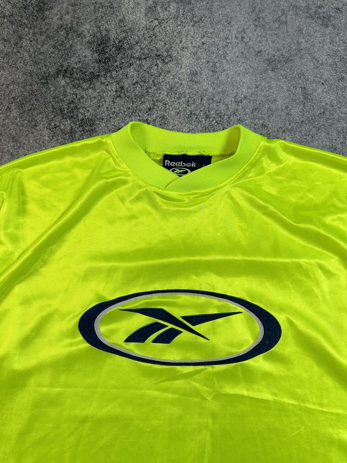 Reebok × Vintage Vintage Reebok Big Logo T-shirt Streetwear Rare Casual L Size US L / EU 52-54 / 3 - 3 Thumbnail