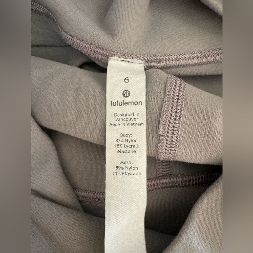 Lululemon Lululemon Wunder Under High Rise Tech Mesh 28” | EUC | Sz 6 Size 28" / US 6 / IT 42 - 9 Thumbnail