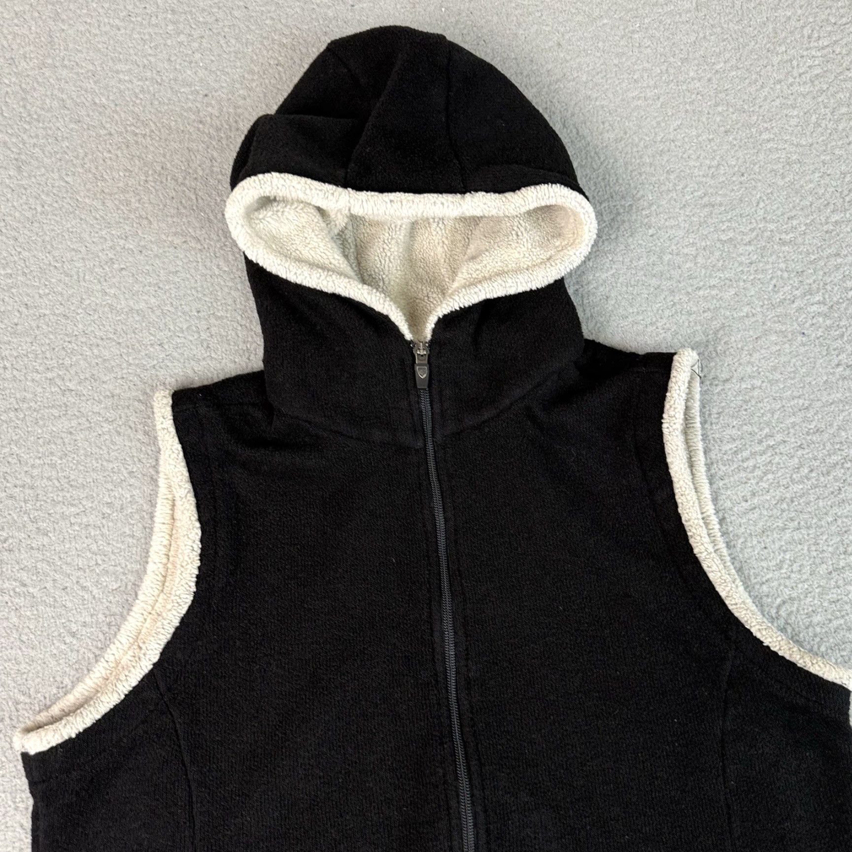 Vintage Kuhl Vest Womens L Black Alfpaca Fleece Full Zip Hooded Outdoor Vest Size L / US 10 / IT 46 - 5 Thumbnail