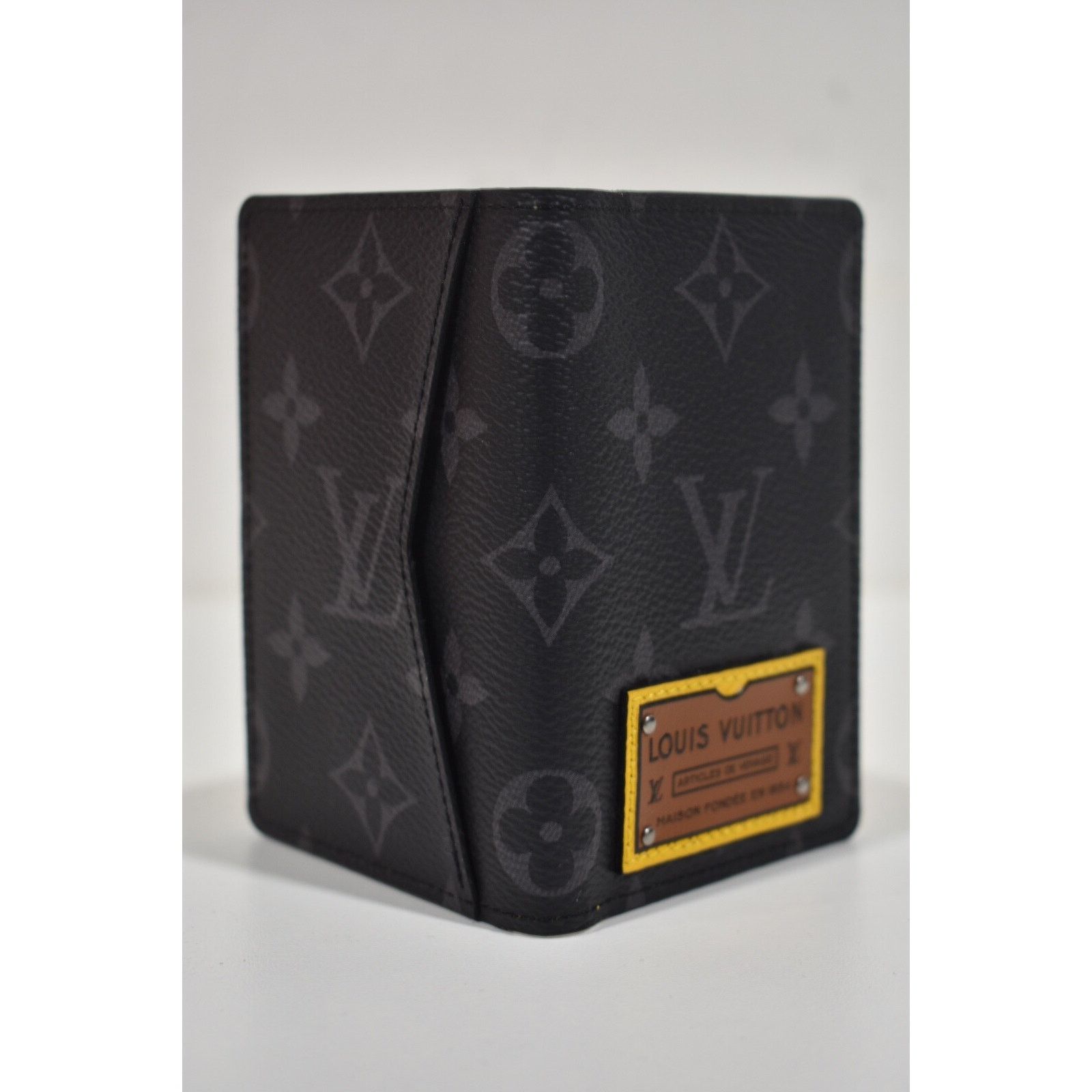 Louis Vuitton Louis Vuitton Label Savan Yellow Pocket Organizer Wallet Size ONE SIZE - 4 Thumbnail