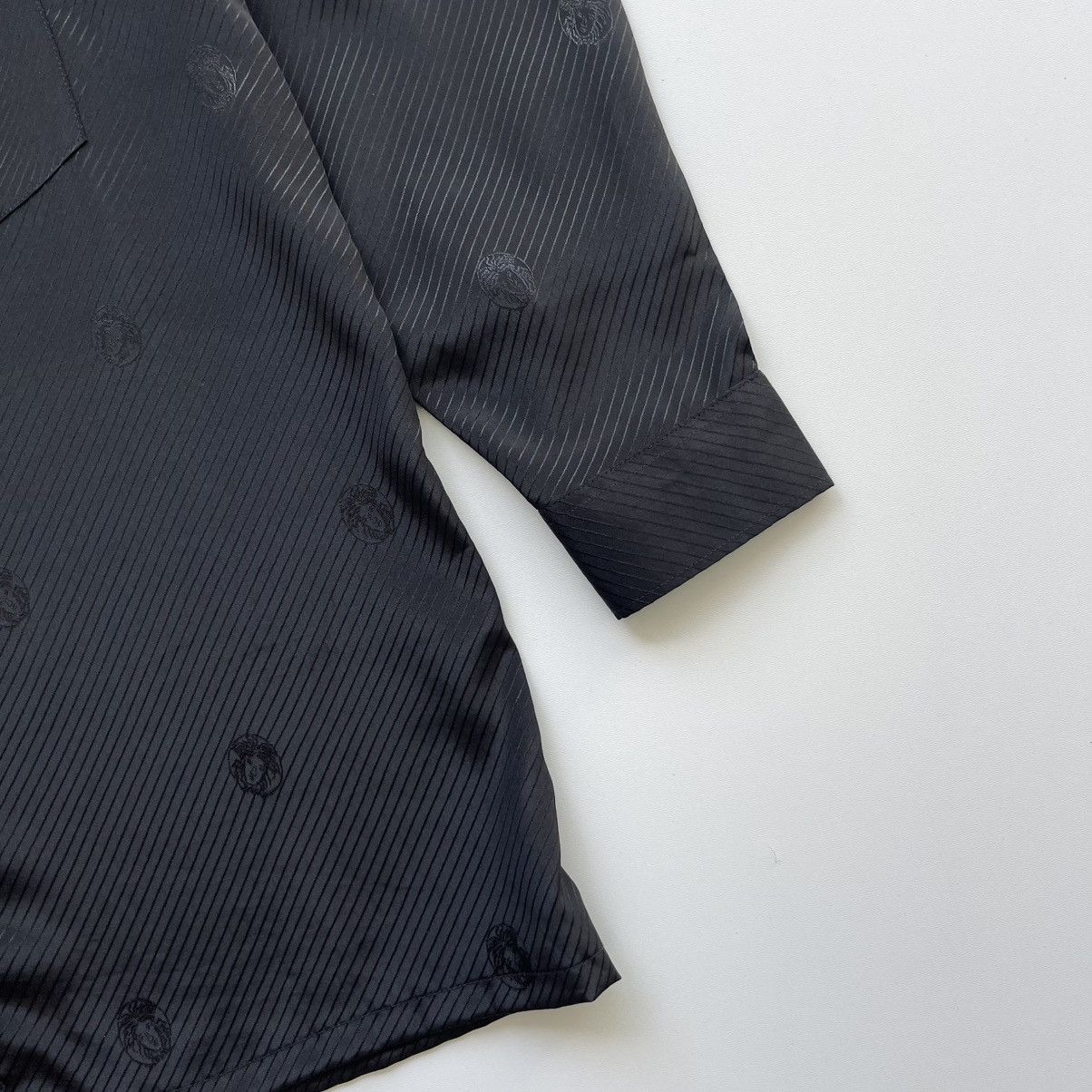 Versace × Vintage Versace Classic V2 Vintage Monogram Pocket Shirt Black Size US L / EU 52-54 / 3 - 4 Thumbnail