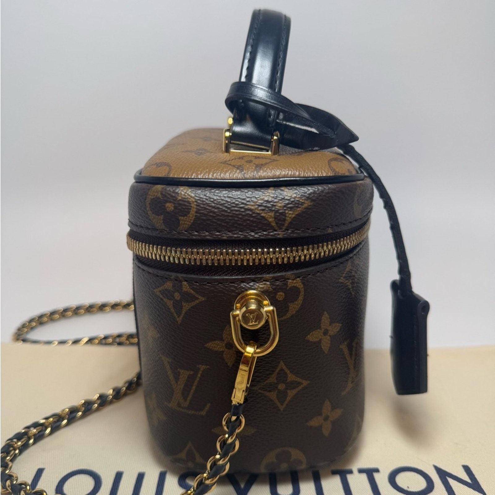 Louis Vuitton Louis Vuitton Vanity PM Reverse Monogram Chain Leather Strap Size ONE SIZE - 12 Thumbnail
