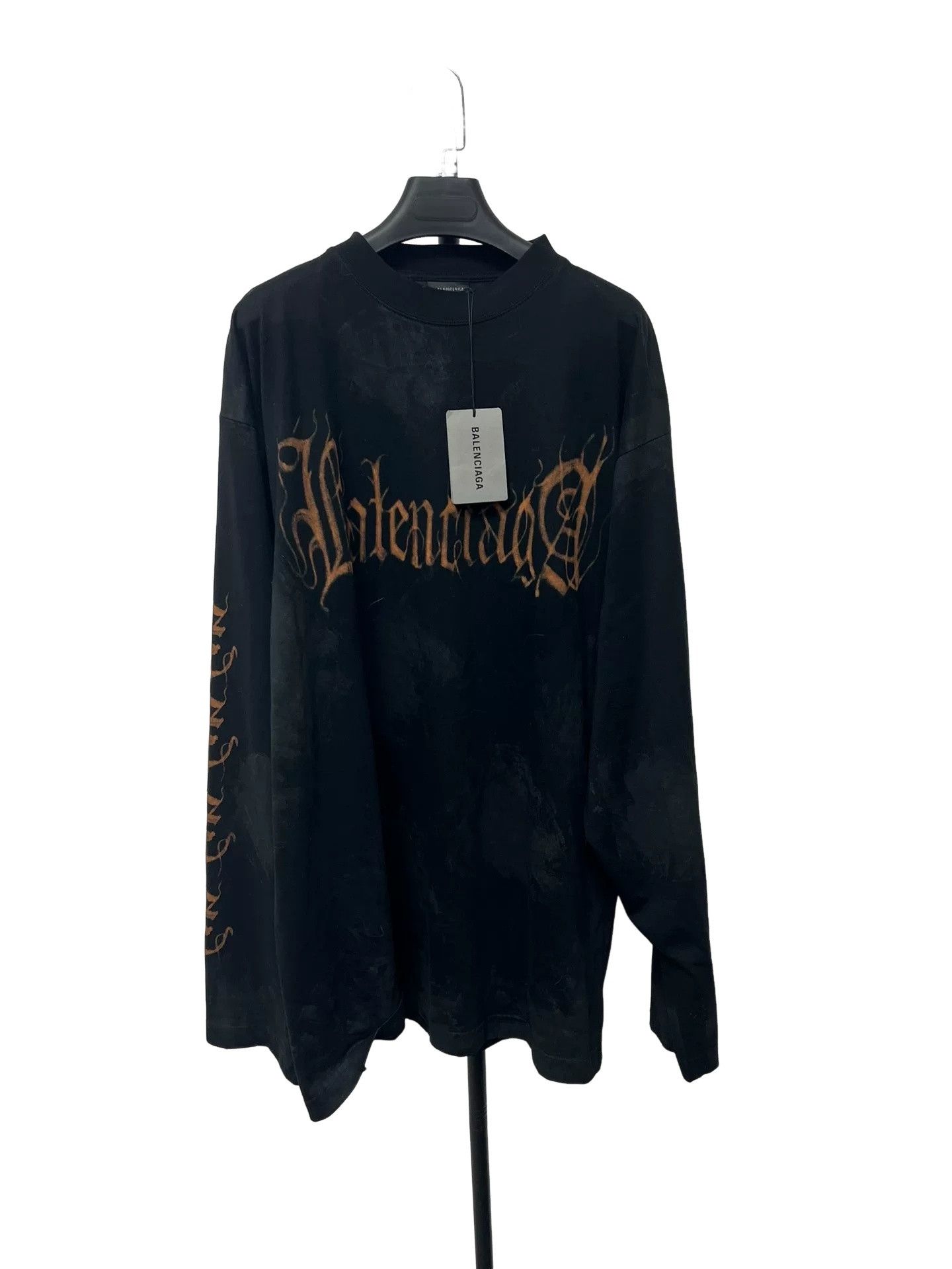 Balenciaga Balenciaga Sanskrit Logo Long Sleeve T-Shirt US M Size US M / EU 48-50 / 2 - 1 Thumbnail