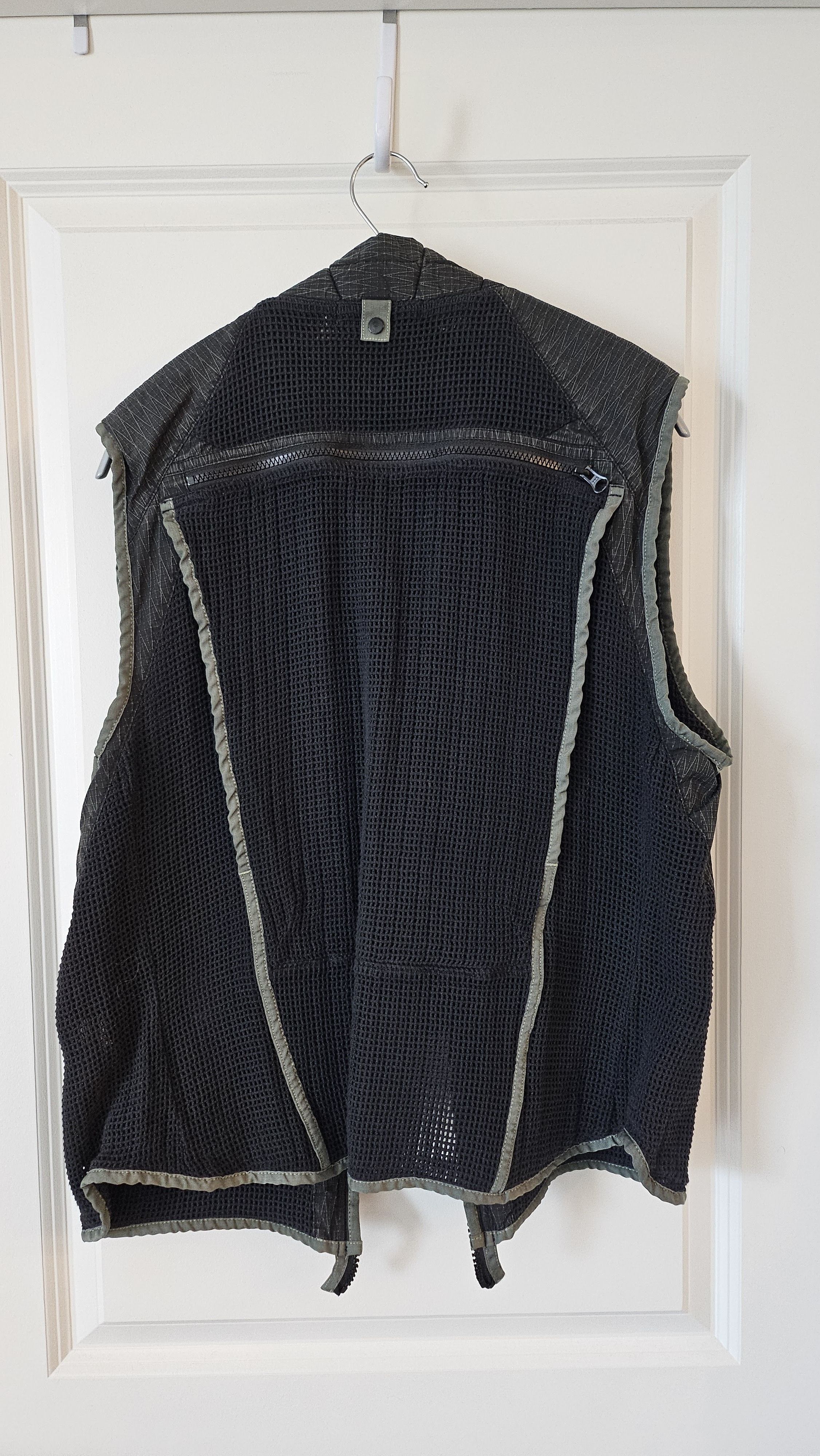 Stone Island Shadow Project Modular Array Vest x Acronym Size US L / EU 52-54 / 3 - 2 Thumbnail
