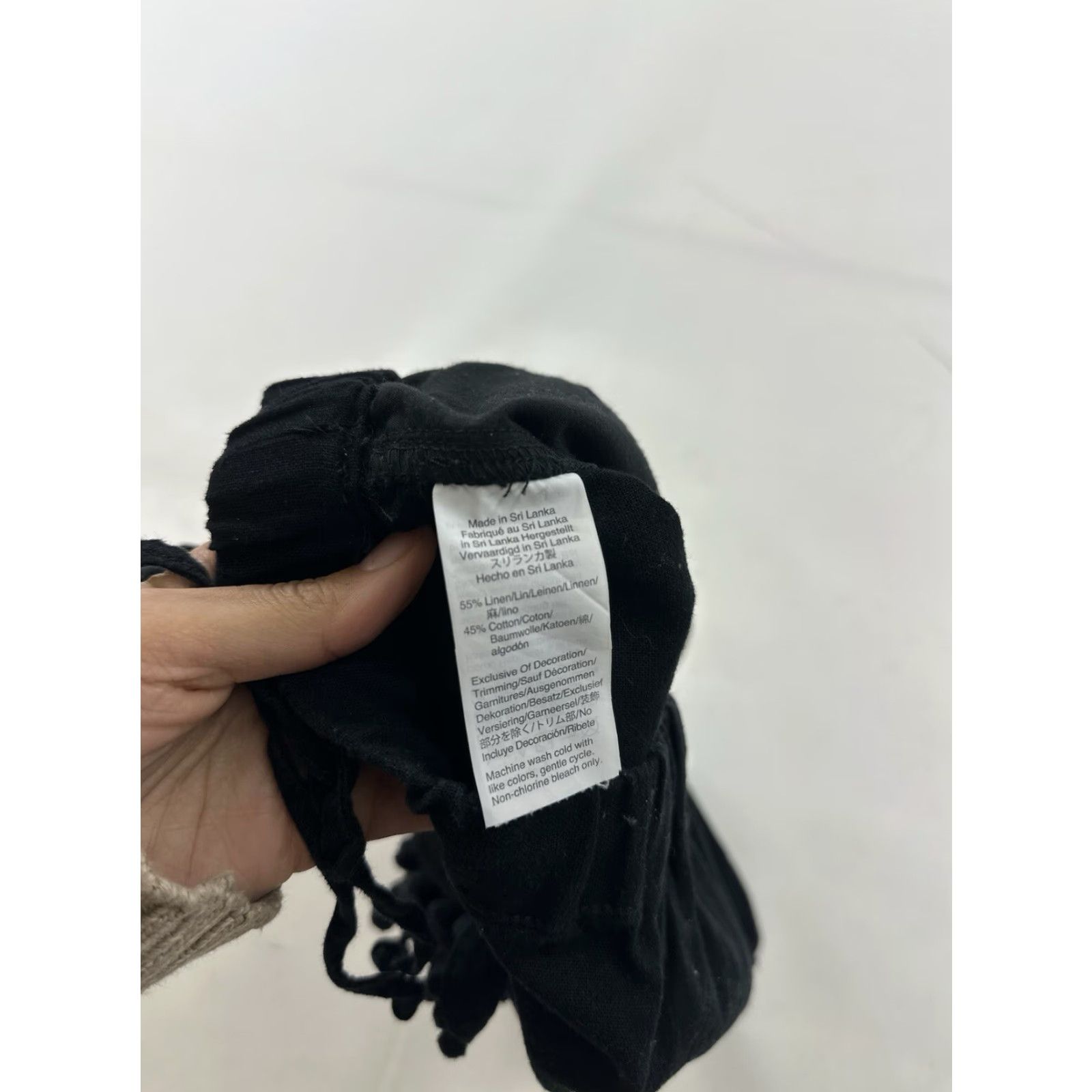 J.Crew J.Crew Shorts Women’s XS Black Tasseled Elastic Waist Boho Shirt? Size 26" / US 2 / IT 38 - 5 Thumbnail