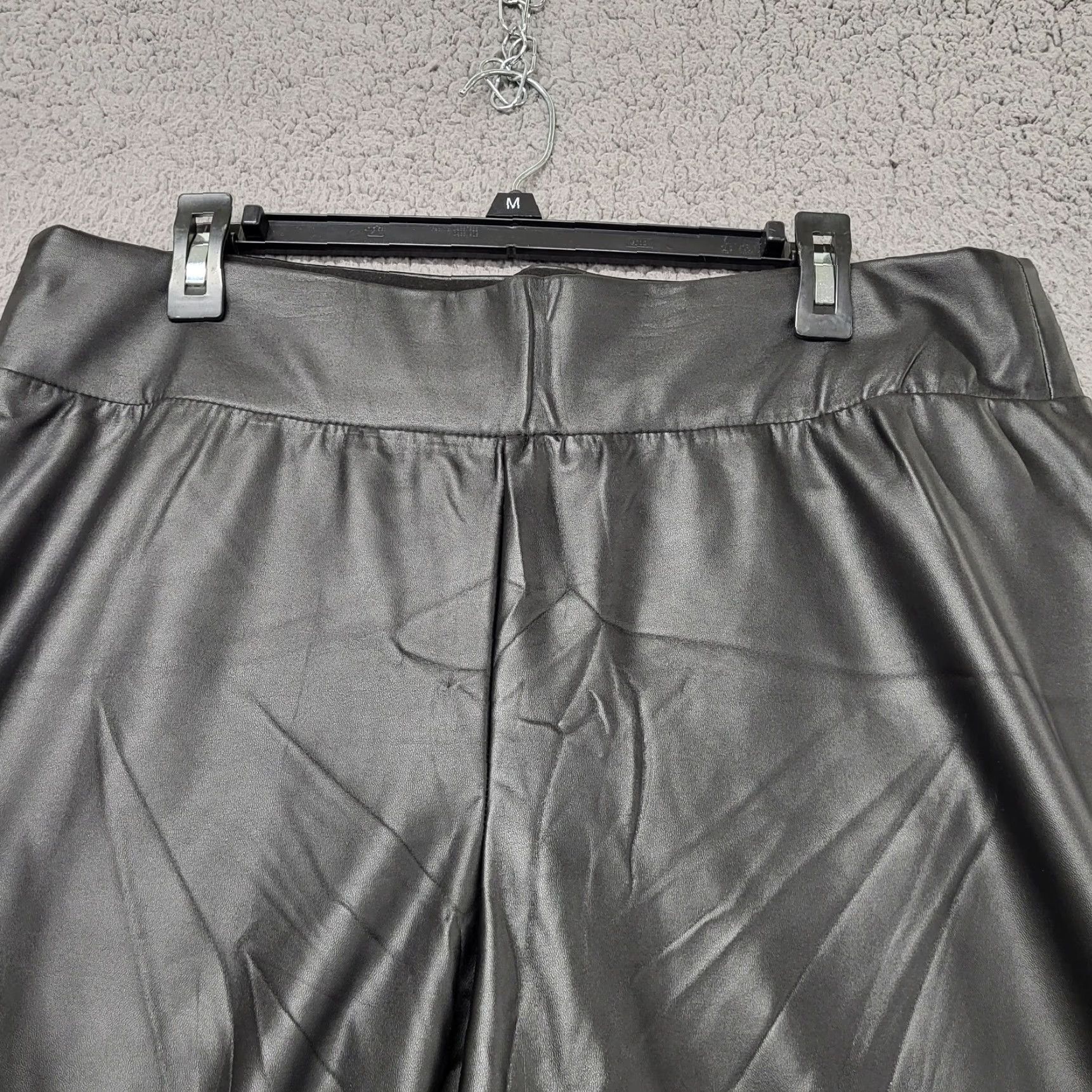 Vintage Lane Bryant Faux Leather Pants Solid Black Pull On Pleather Size C/D 16W Women Tapered Leg Rock City Winter Spring Fall Dress Pants Size 38" / US 16 / IT 52 - 5 Thumbnail