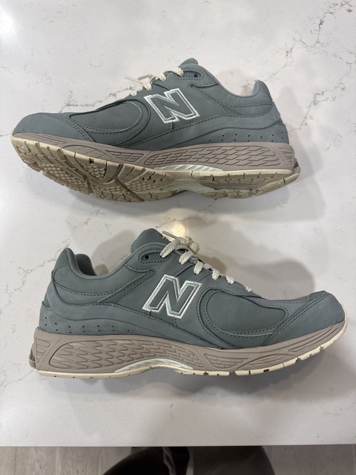 New Balance New Balance x Kith 2002R Pistachio Sz 13 Size US 13 / EU 46 - 2 Thumbnail