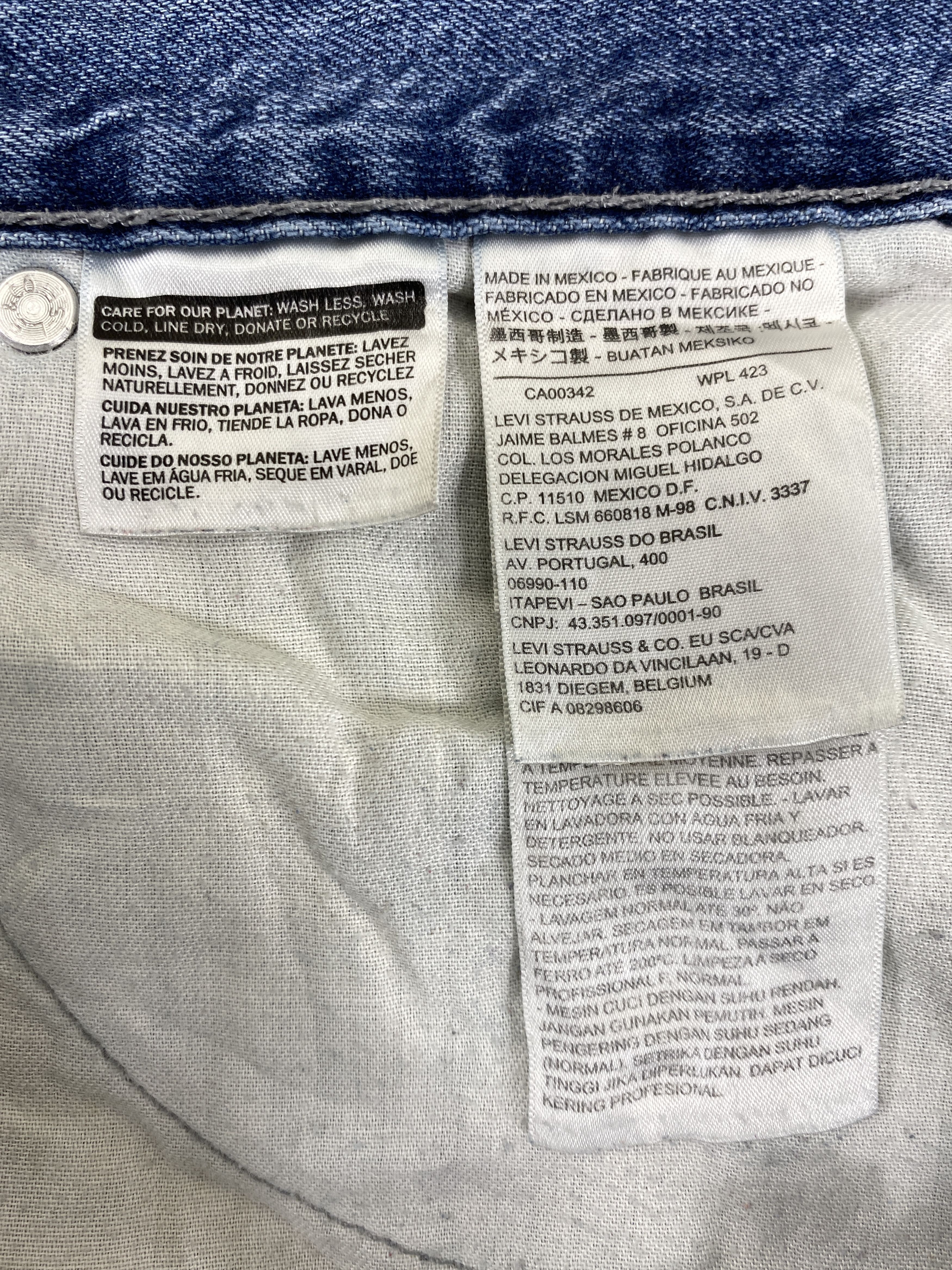 Levi's Distressed Light Wash Vintage Levi's 514 34x33 Denim -JN2082 Size US 34 / EU 50 - 9 Thumbnail