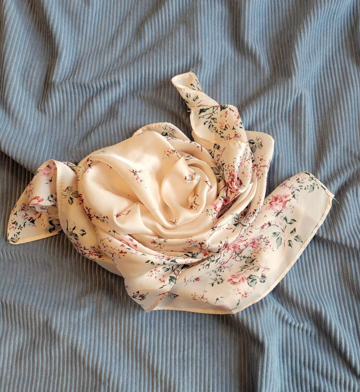 Unknown London Floral Print Satin Scarf Size ONE SIZE - 1 Thumbnail