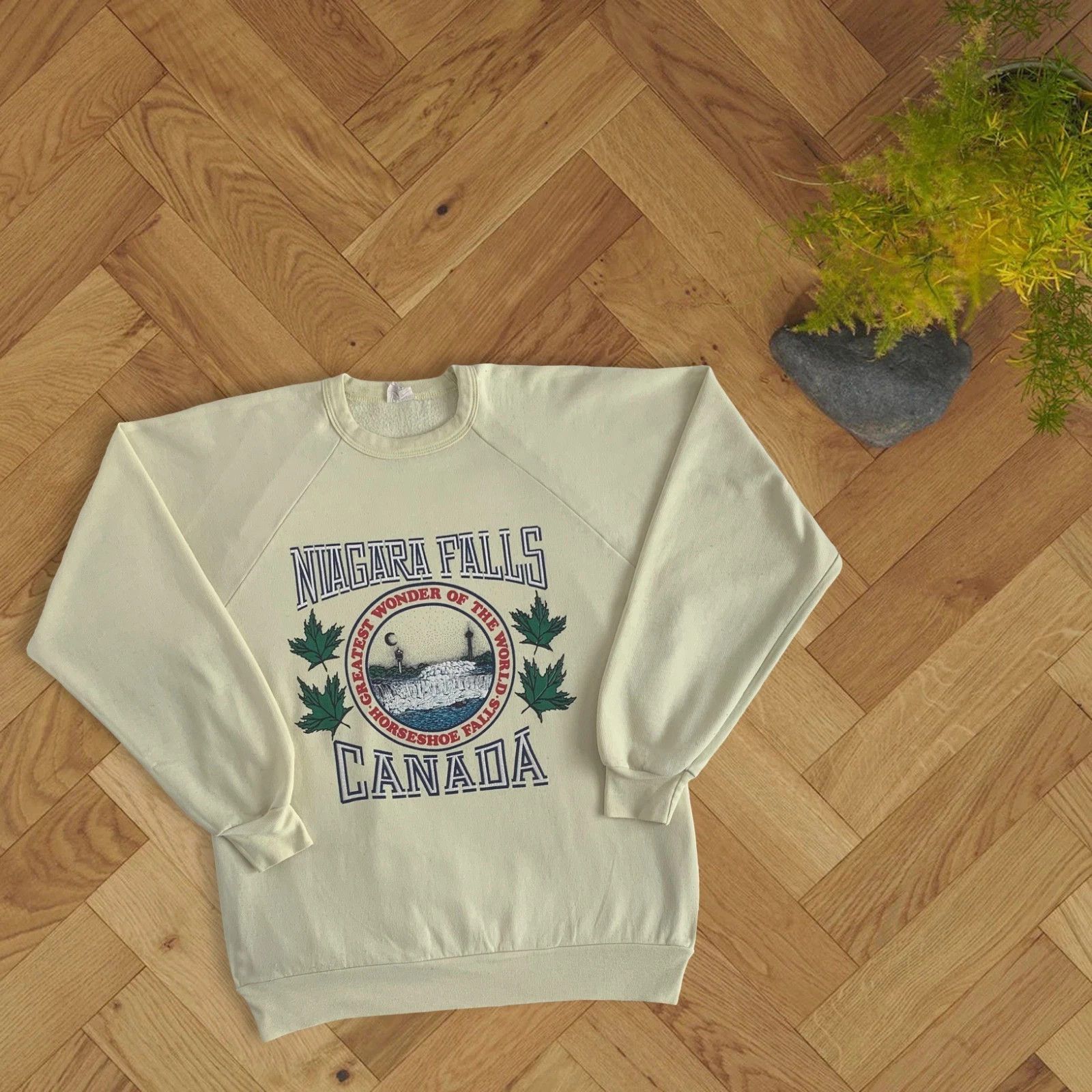Vintage Vintage 80s 90s NIAGARA FALLS Sweatshirt Canada Crewneck XL Size US XL / EU 56 / 4 - 1 Thumbnail