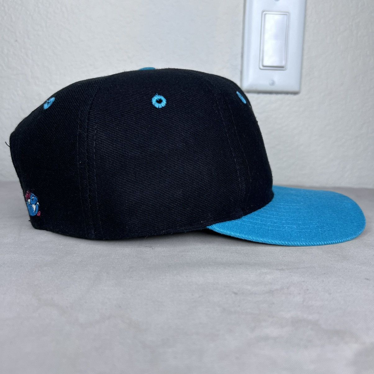 NHL Vintage 1990s San Jose Sharks Two Tone Embroidered Snapback Size ONE SIZE - 4 Thumbnail