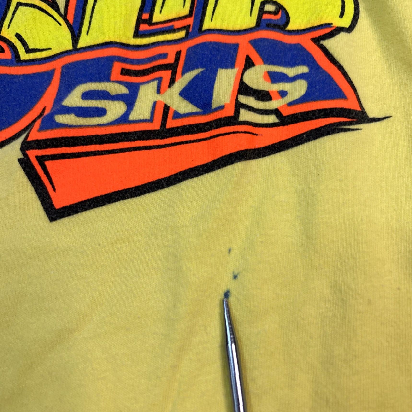 Hanes Hanes Beefy-T Shirt Men’s S Yellow Kidder Skis Stitch Graphic Single Stitch Hanes Beefy-T T-Shirt Men’s Small Yellow Ski Gift Womens Mens Size US S / EU 44-46 / 1 - 4 Thumbnail