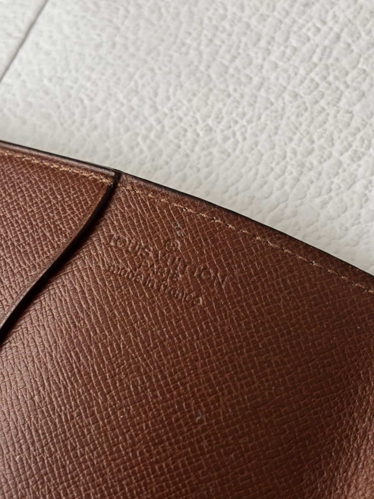 Louis Vuitton Louis Vuitton Vintage LV Monogram Compact Wallet Size ONE SIZE - 3 Thumbnail