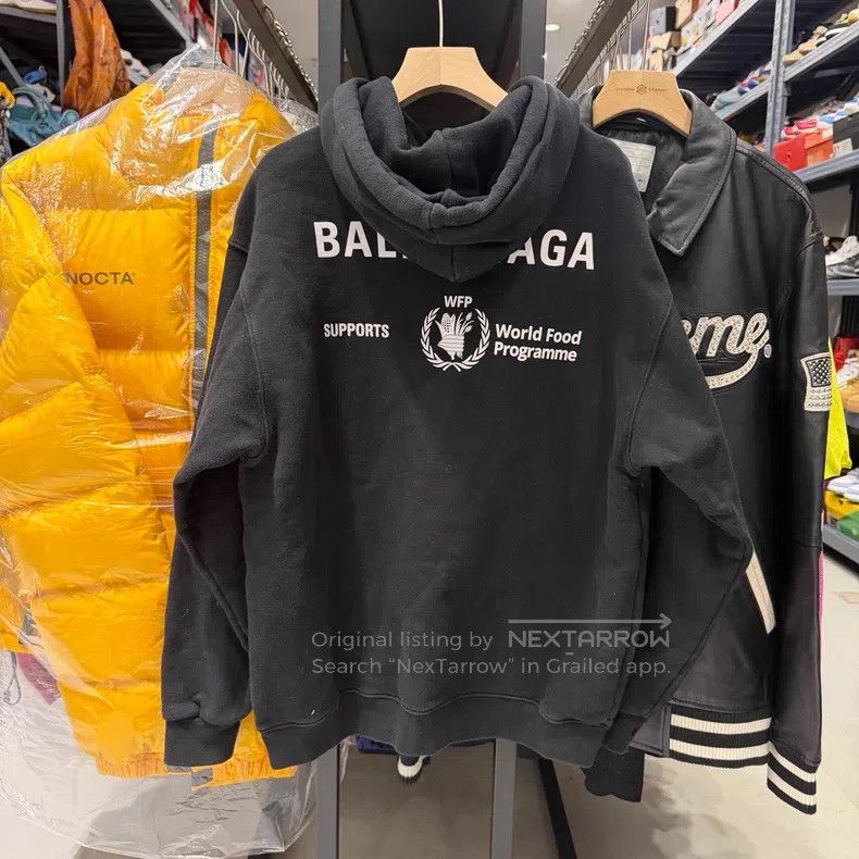 Balenciaga Balenciaga hoodie Size US S / EU 44-46 / 1 - 8 Thumbnail