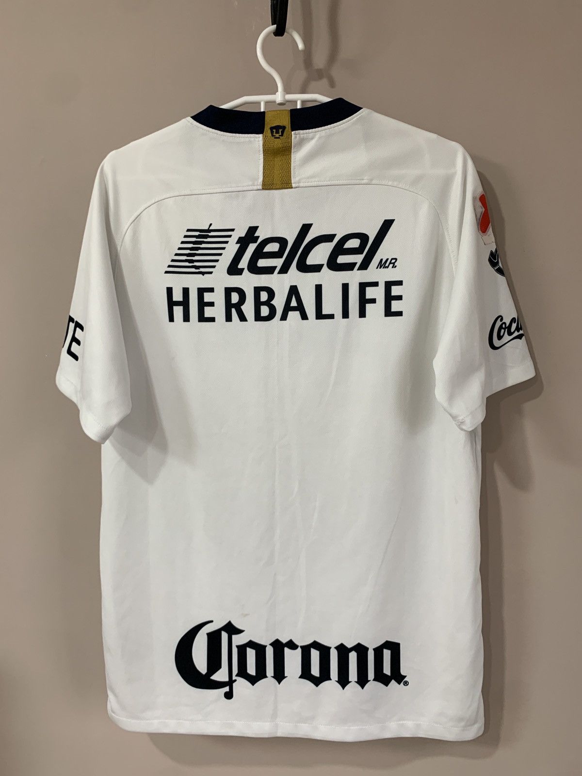 Nike Club Universidad Nacional Home Football Shirt Nike Soccer M Size US M / EU 48-50 / 2 - 2 Thumbnail