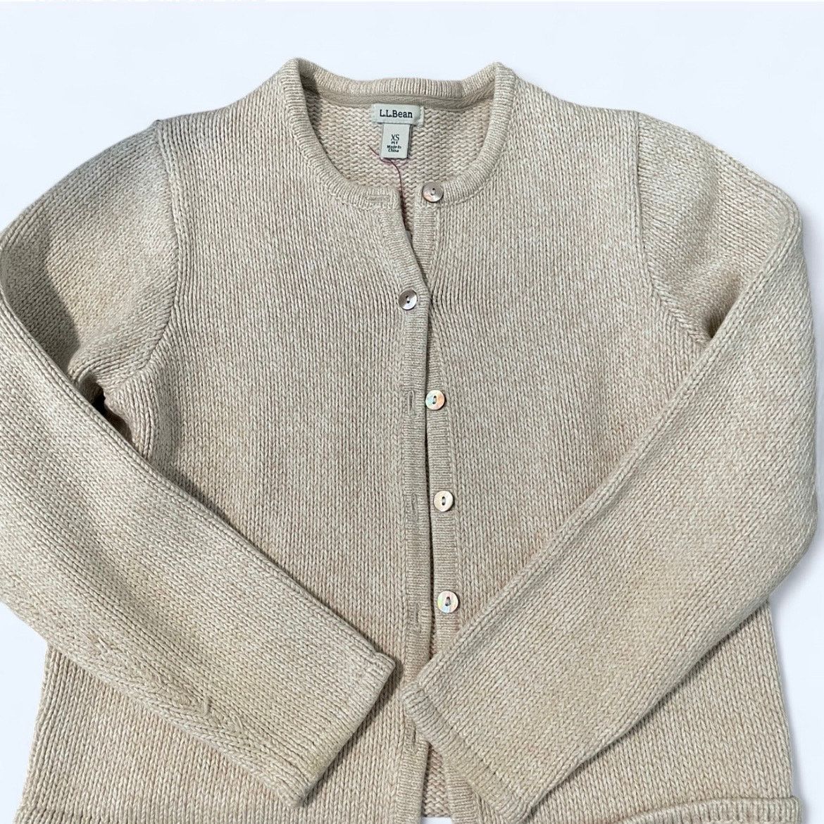 L.L. Bean Vintage cream cardigan Size XS / US 0-2 / IT 36-38 - 1 Thumbnail