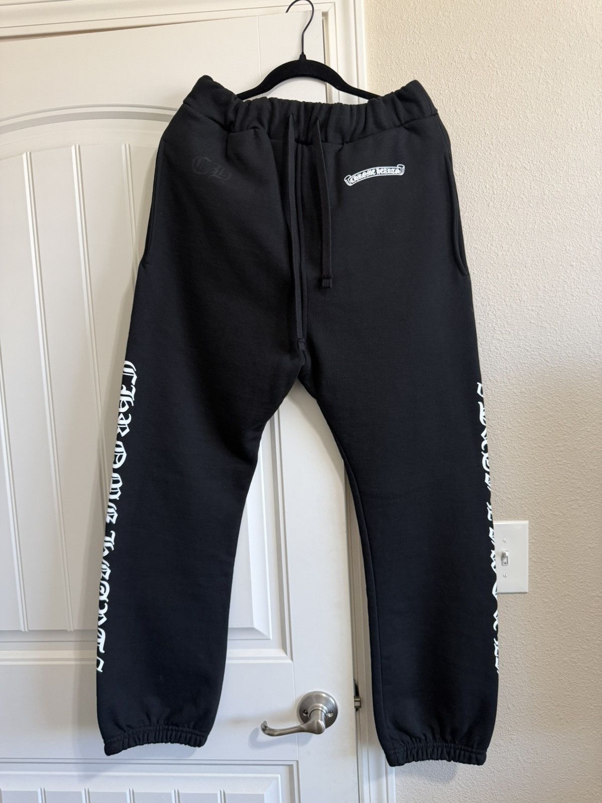 Chrome Hearts Chrome Hearts Sweatpants ( NEW ) Size US 30 / EU 46 - 1 Thumbnail