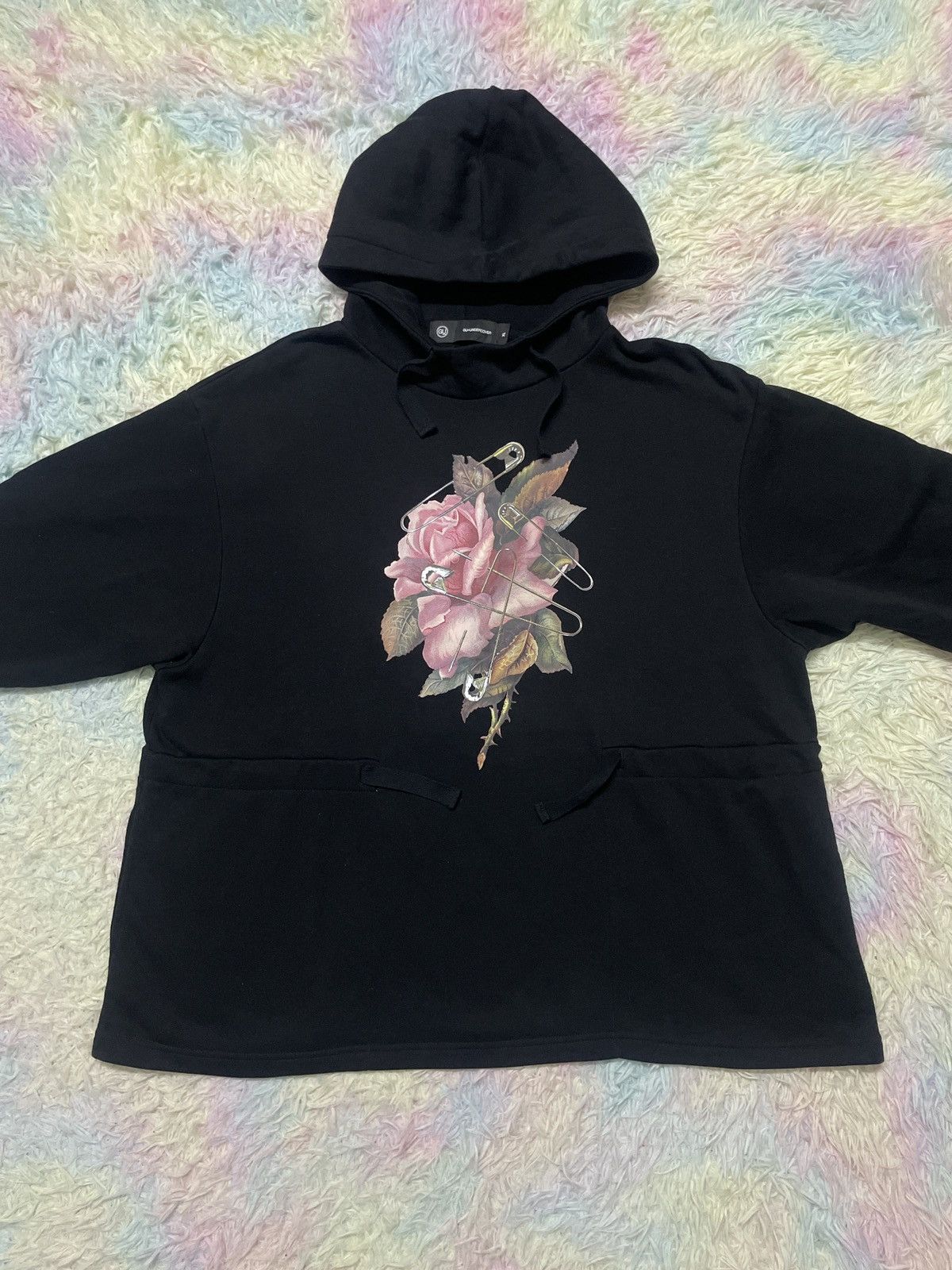 GU × Undercover ‼️Offer‼️GU X Undercover Flower with Pin Hoodie Size US XL / EU 56 / 4 - 2 Thumbnail