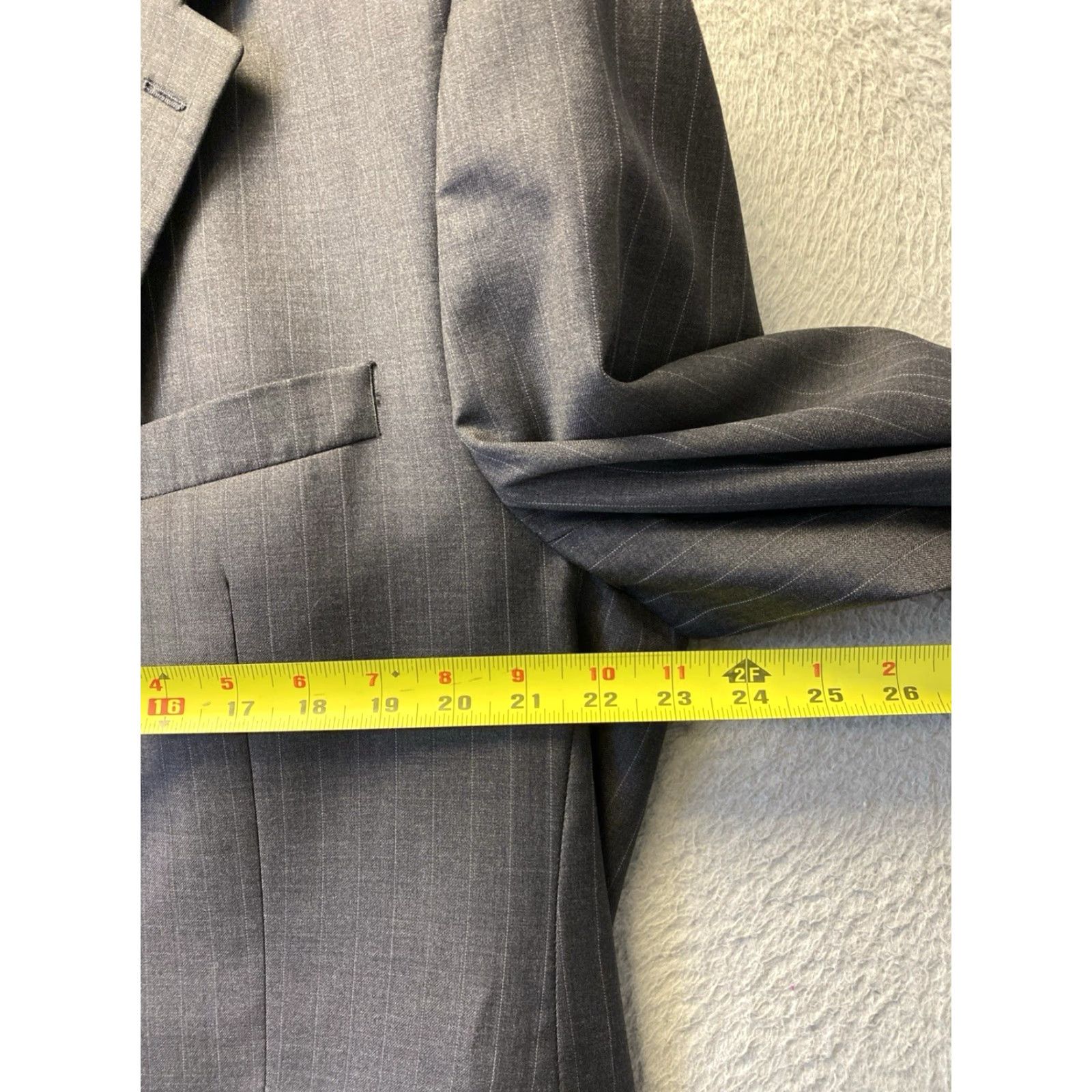 Ralph Lauren VINTAGE Ralph Lauren Chaps Suit 2 Piece Men's Wool Gray Striped 46R 38W Regular Fit Size 38R - 5 Thumbnail