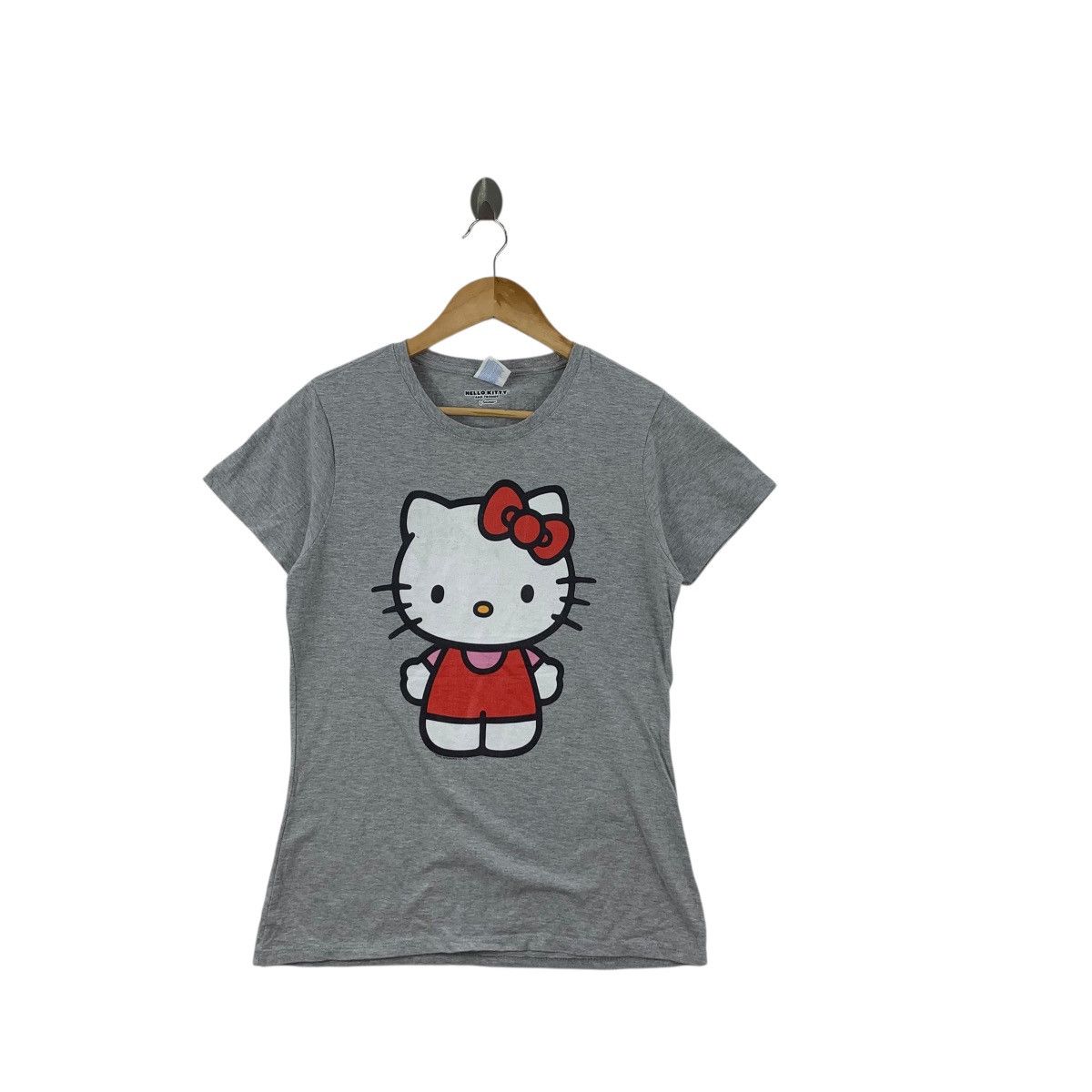 Other HELLO KITTY & FRIENDS 2018 Collection Sanrio Tee Shirt Top Size M / US 6-8 / IT 42-44 - 3 Thumbnail